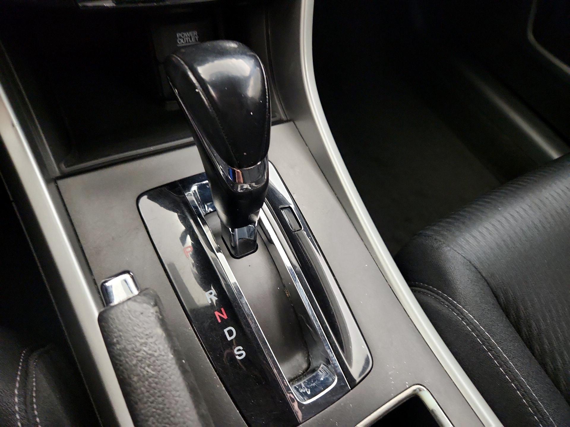 Thumbnail: 2014 Honda Accord - 17