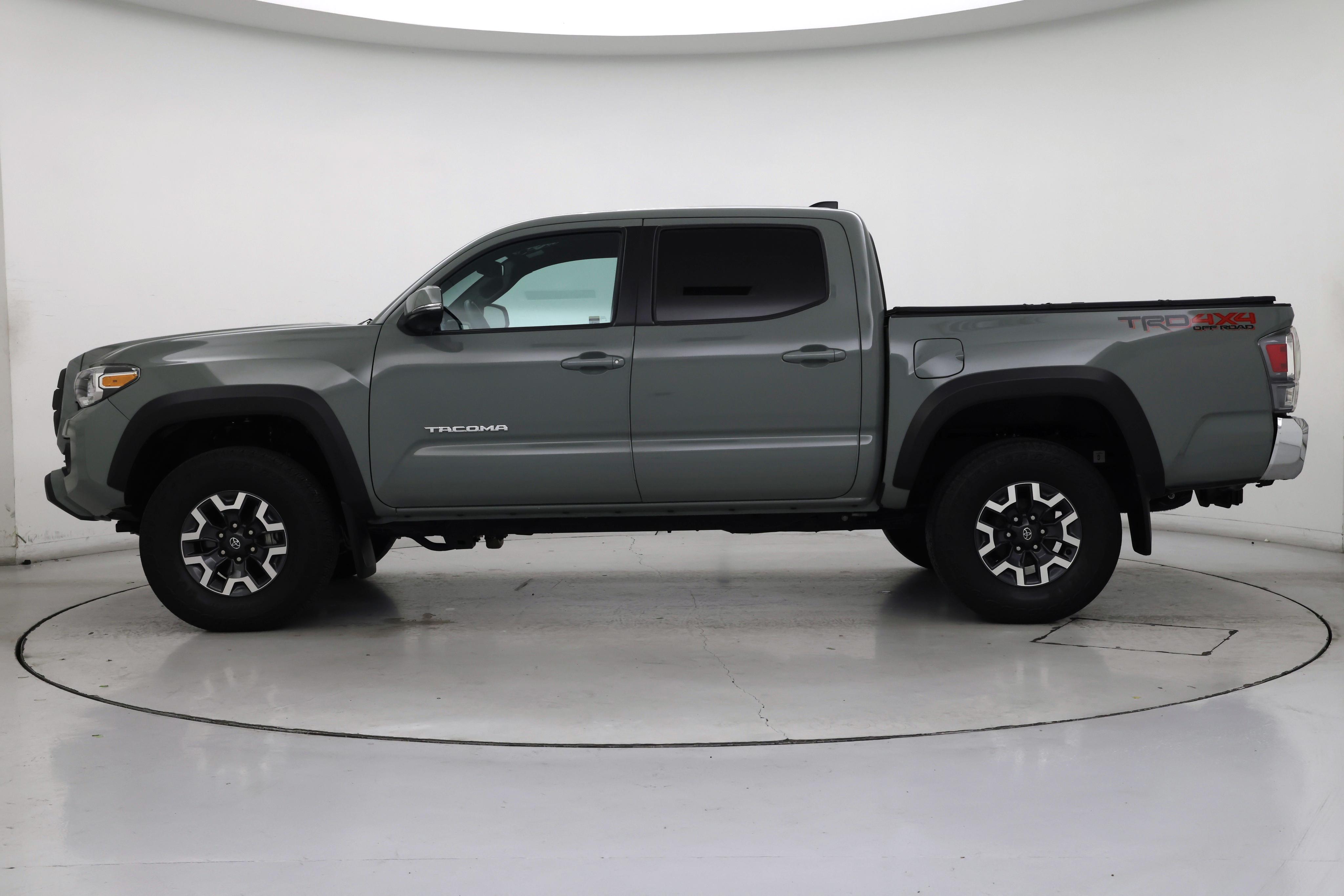 Thumbnail: 2023 Toyota Tacoma - 3