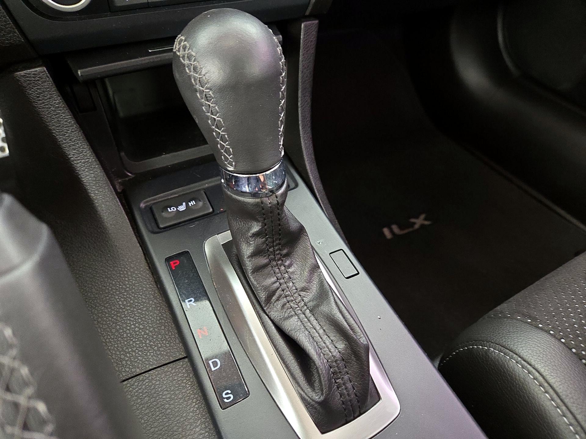 Thumbnail: 2016 Acura ILX - 17