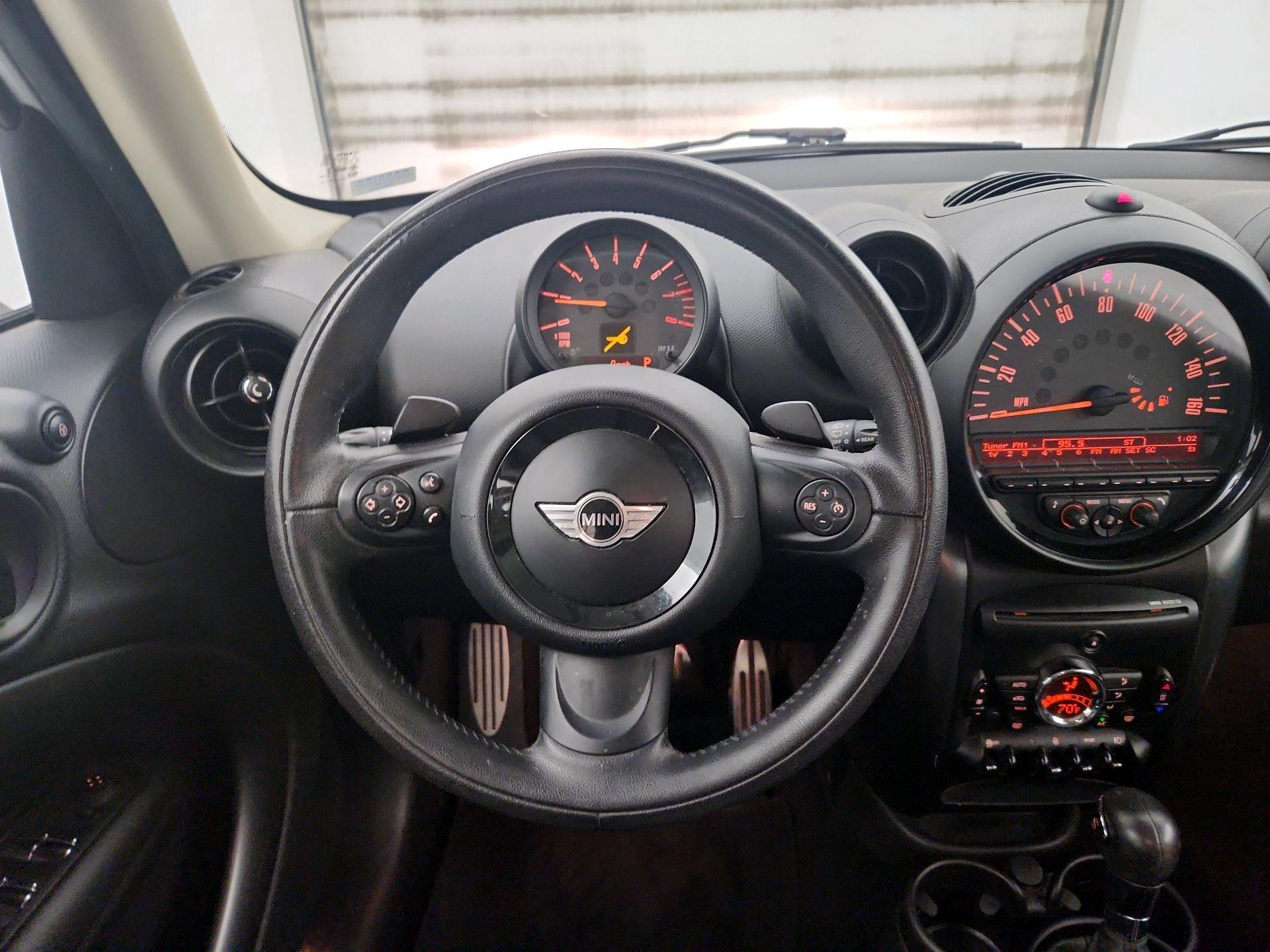 Thumbnail: 2015 MINI Cooper Countryman - 10