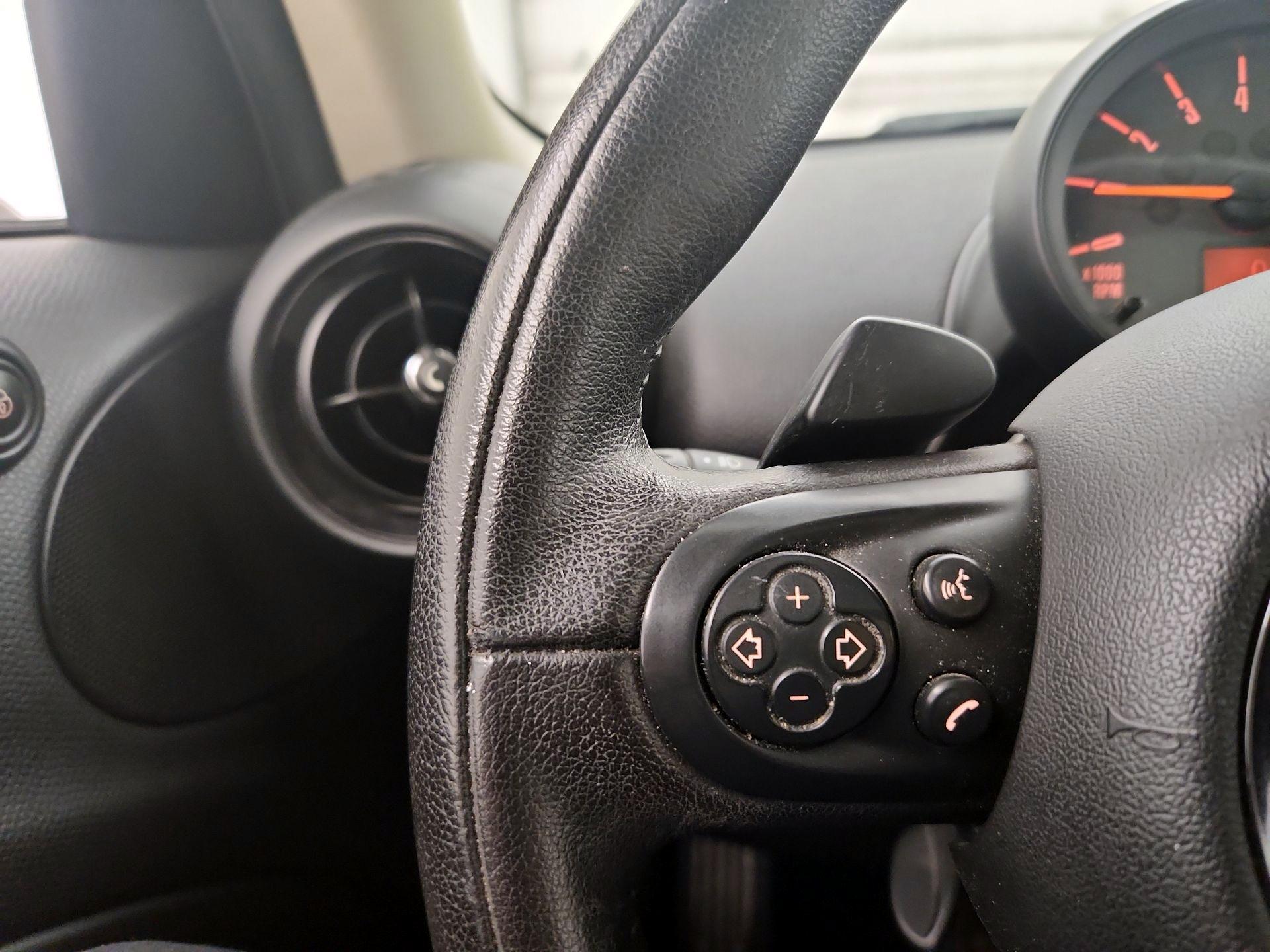 Thumbnail: 2015 MINI Cooper Countryman - 13