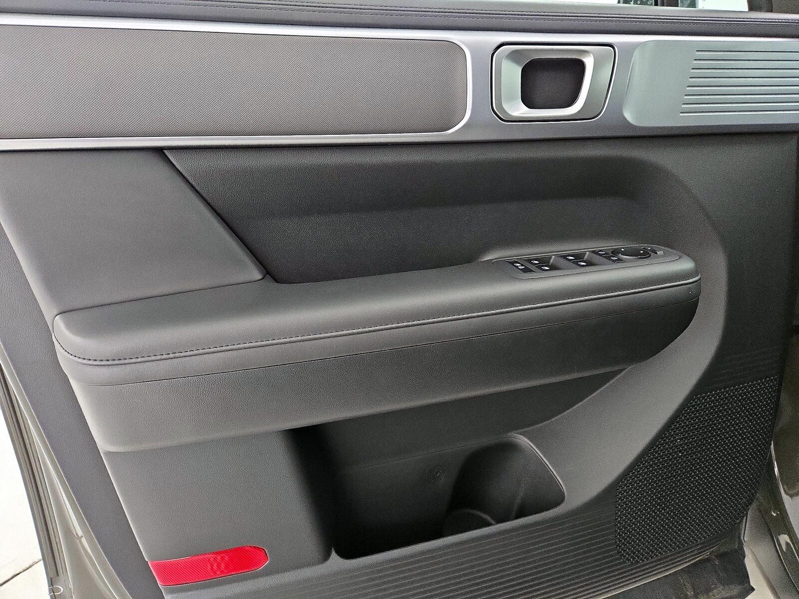 2025 Hyundai Santa Fe SEL - Photo 13
