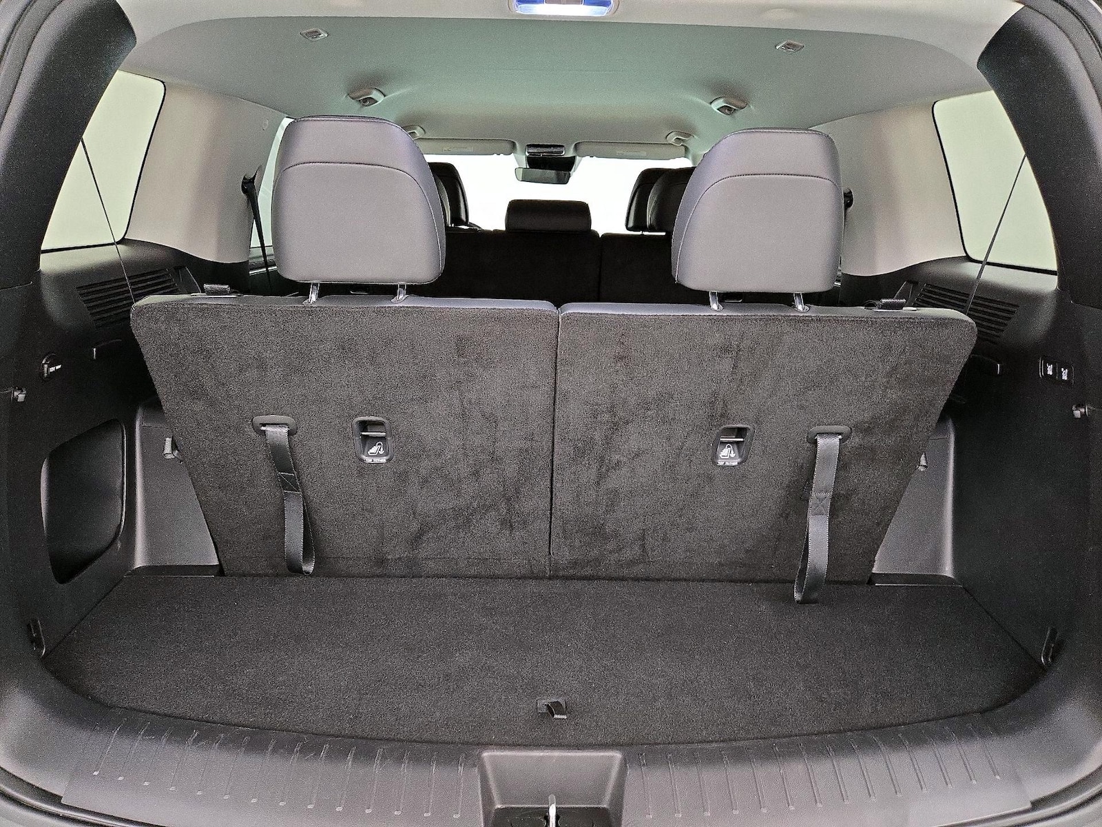 2025 Hyundai Santa Fe SEL - Photo 22