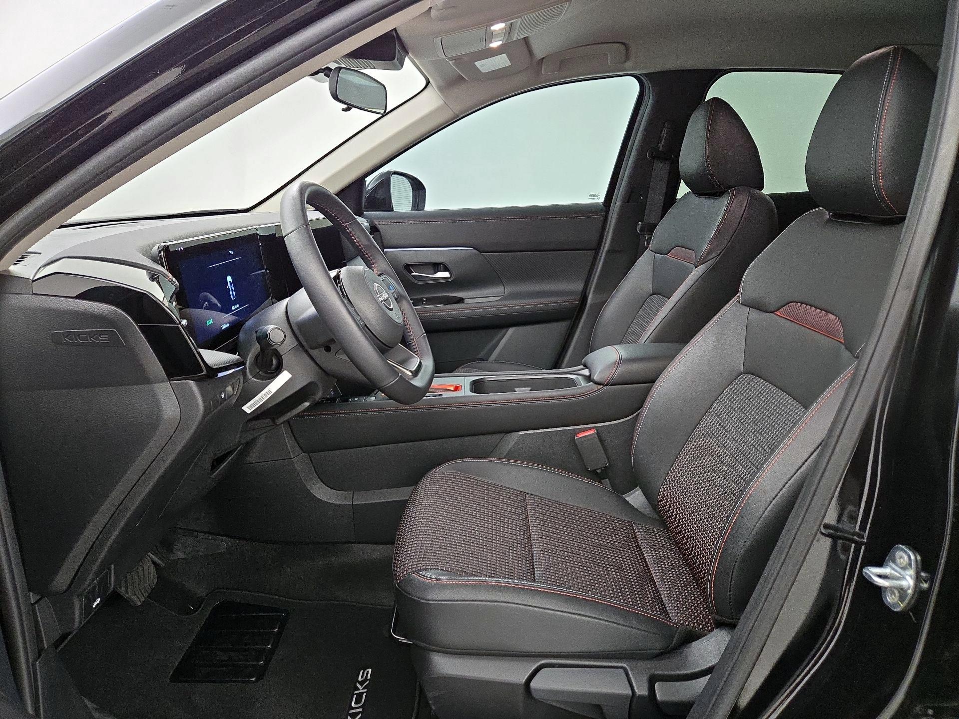 Thumbnail: 2025 Nissan Kicks - 11
