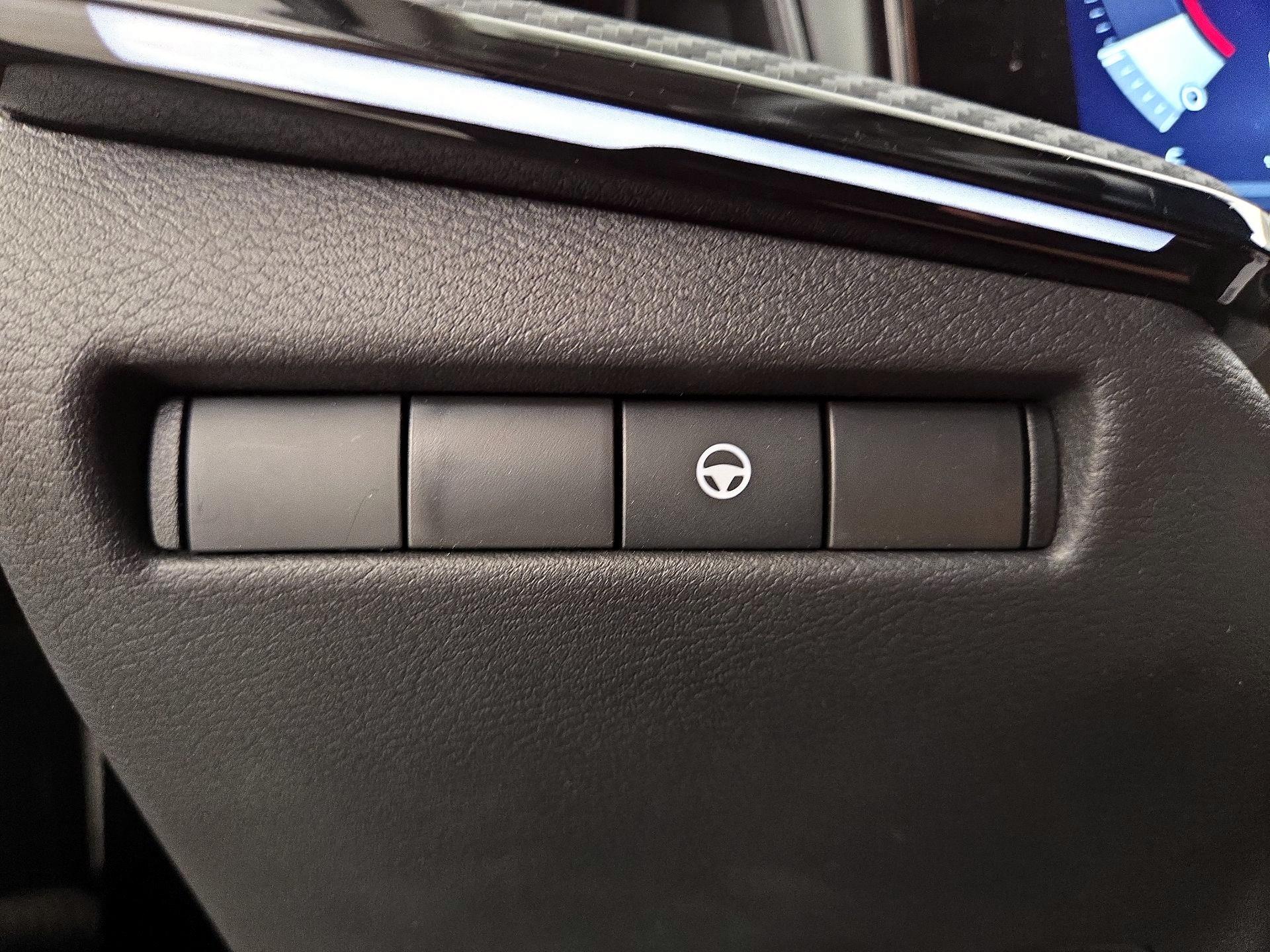 Thumbnail: 2025 Nissan Kicks - 13