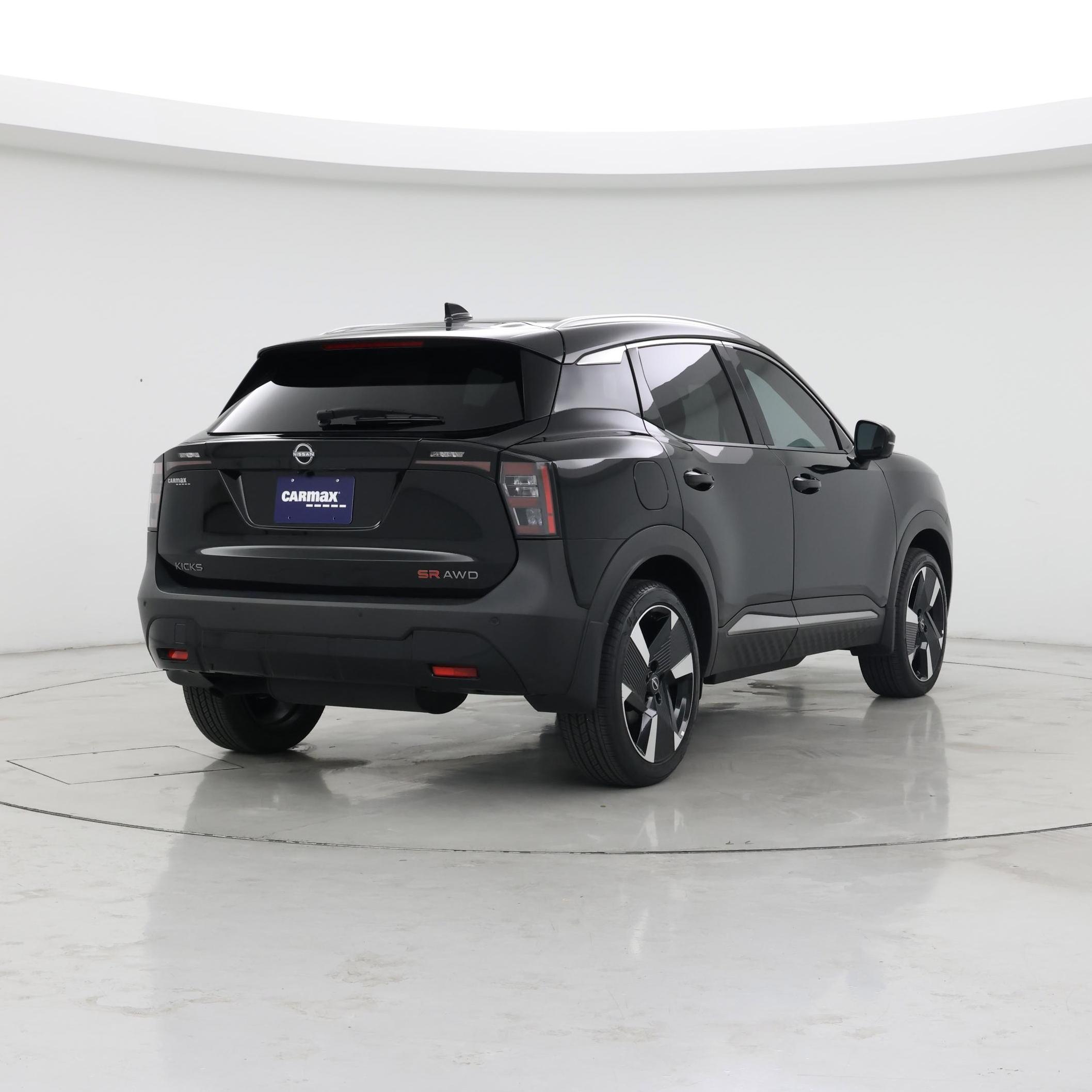 Thumbnail: 2025 Nissan Kicks - 8