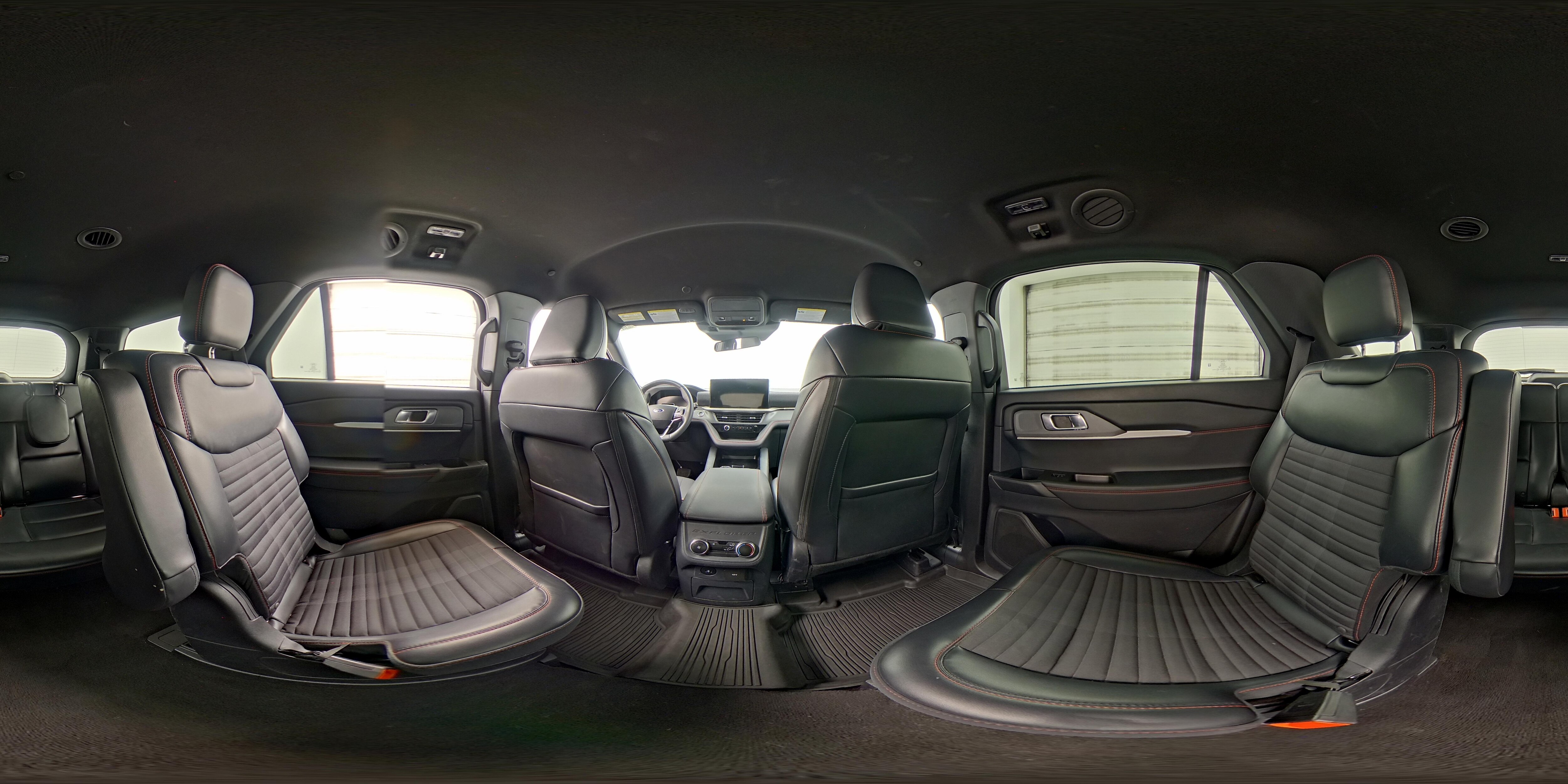 2025 Ford Explorer ST-LINE - Photo 28