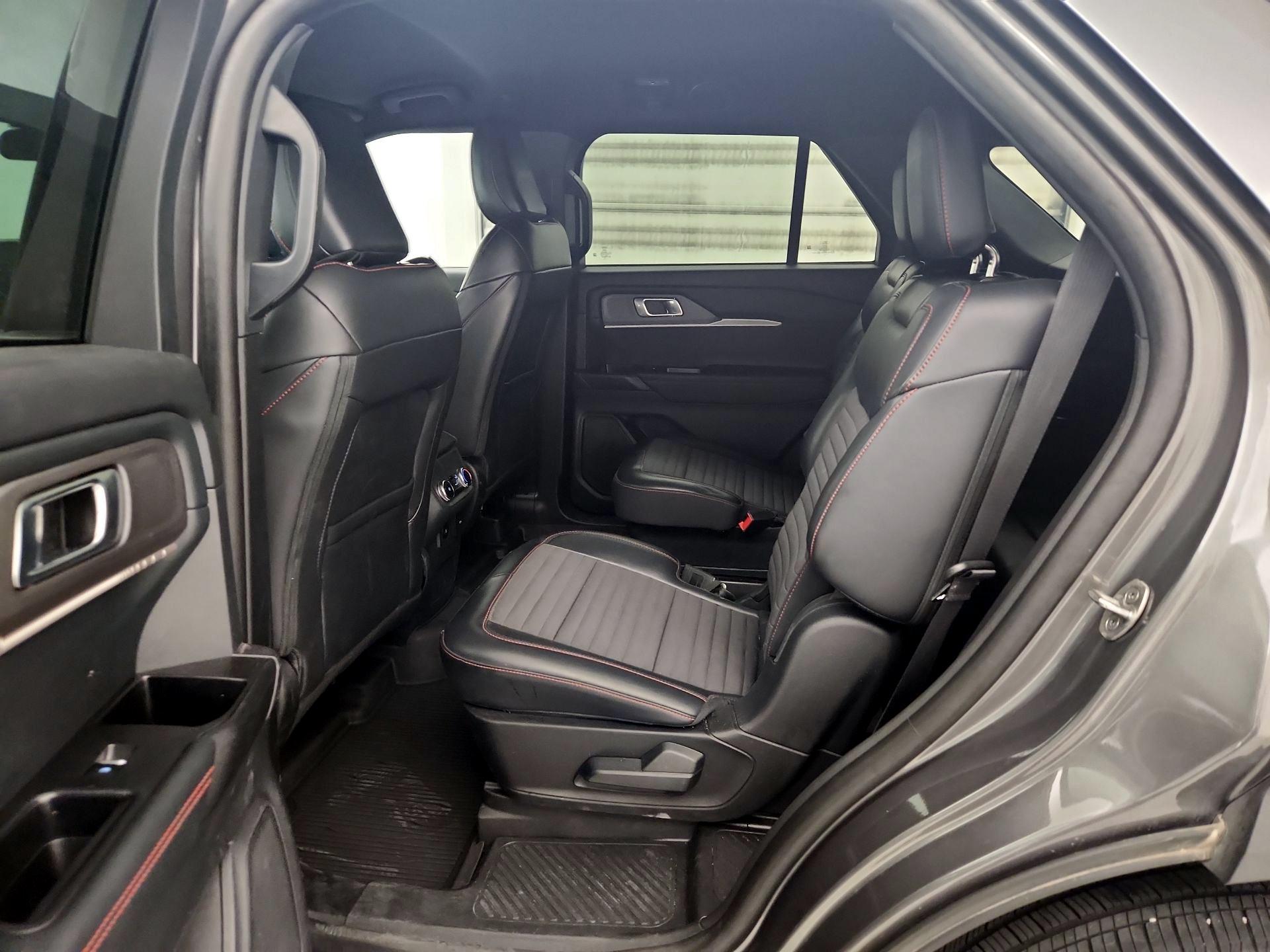 Thumbnail: 2025 Ford Explorer - 20