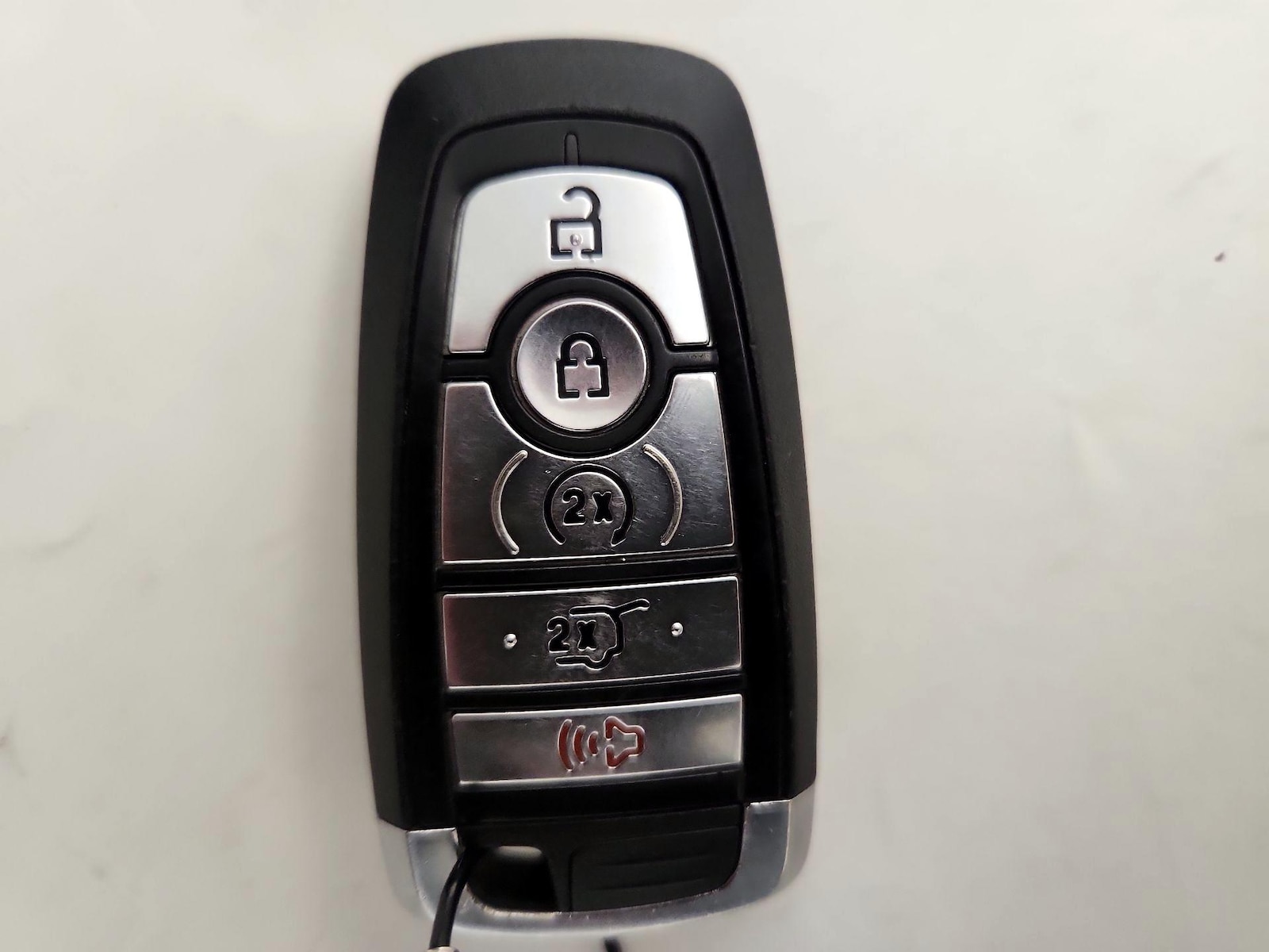 2025 Ford Explorer ST-LINE - Photo 26