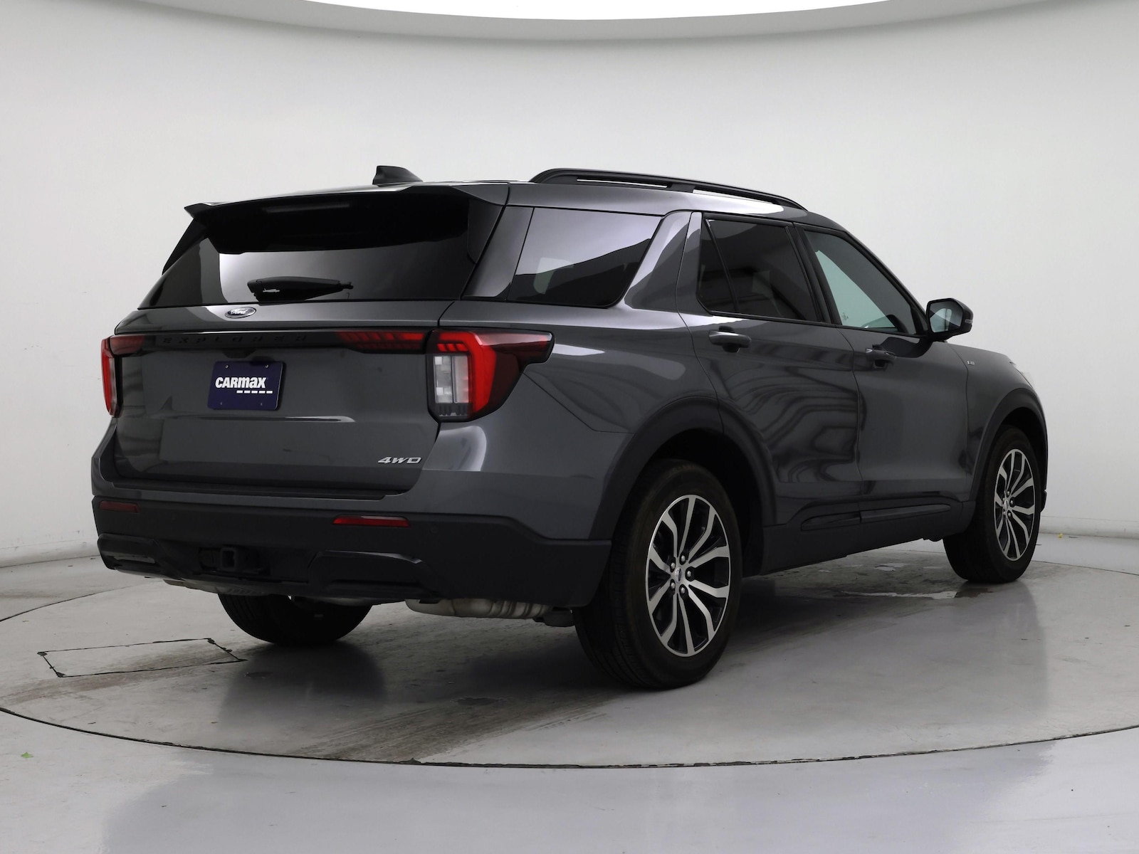 2025 Ford Explorer ST-LINE - Photo 9