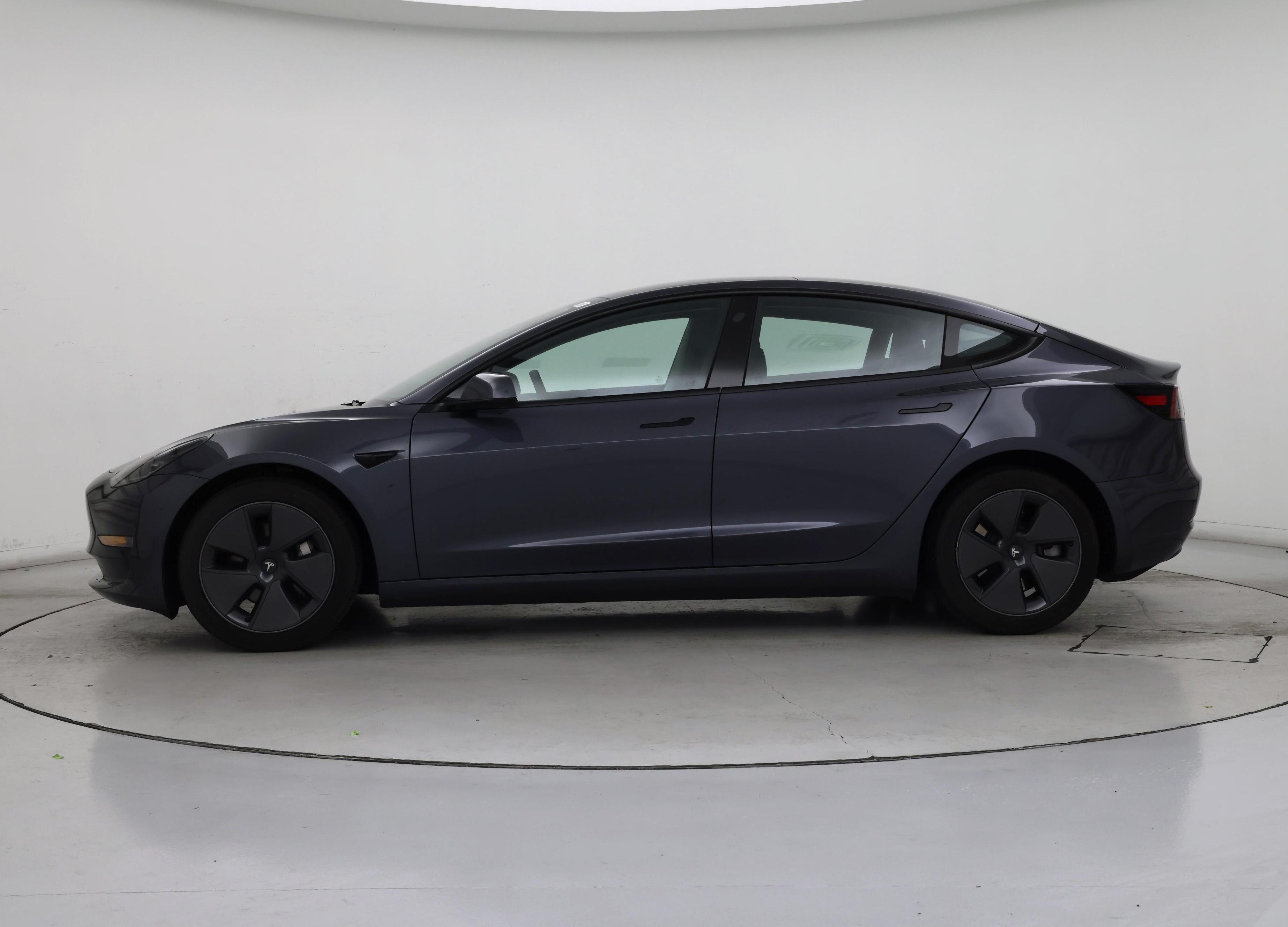 Thumbnail: 2023 Tesla Model 3 - 3