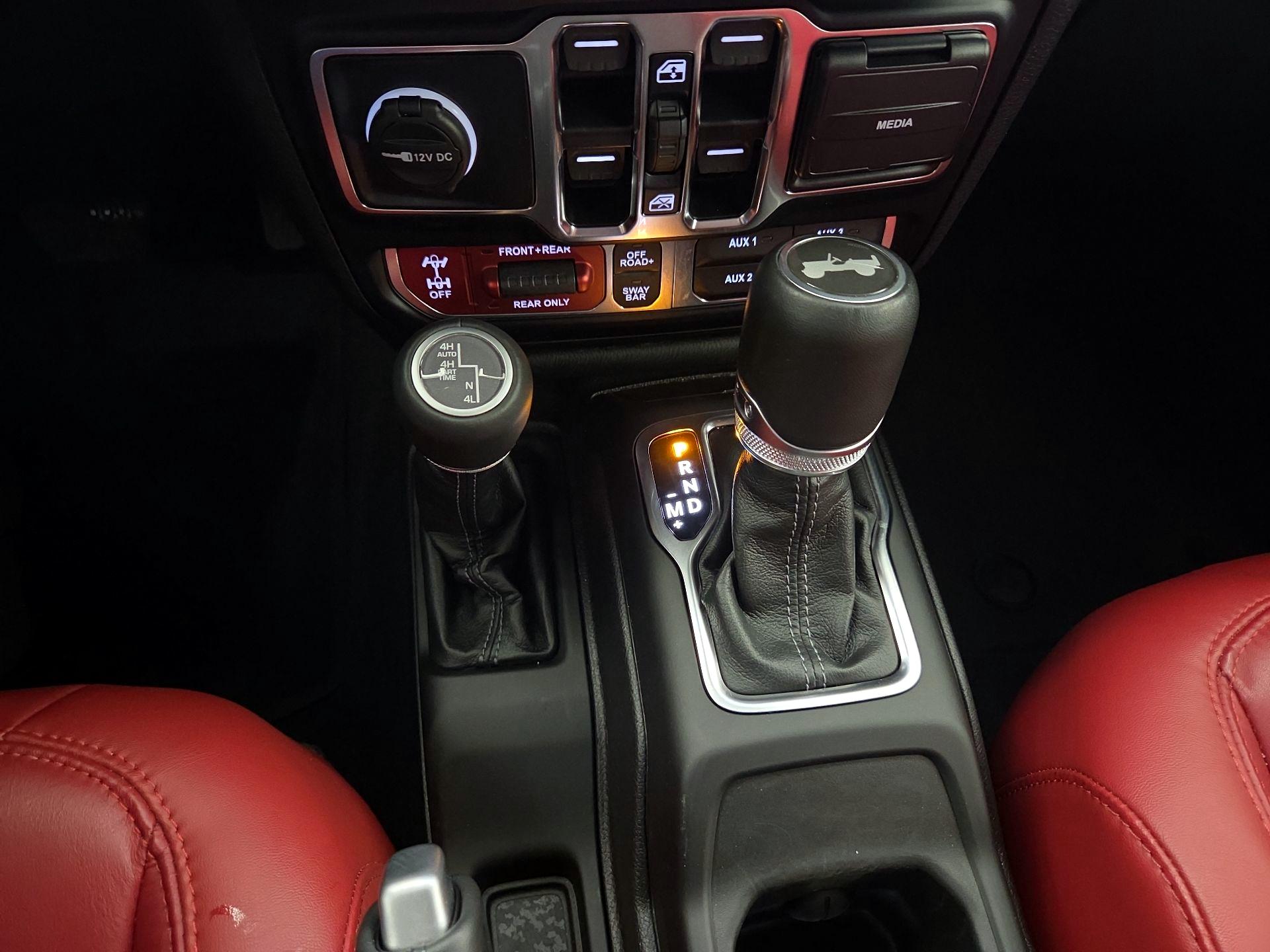 Thumbnail: 2024 Jeep Wrangler - 17