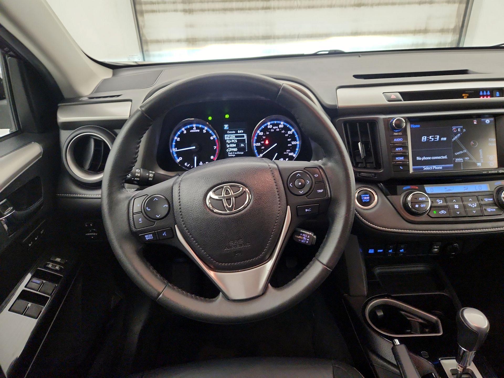 Thumbnail: 2017 Toyota RAV4 - 10
