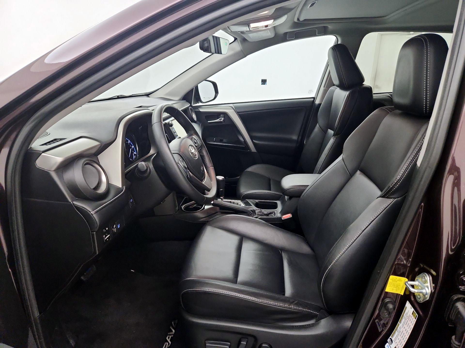 Thumbnail: 2017 Toyota RAV4 - 11