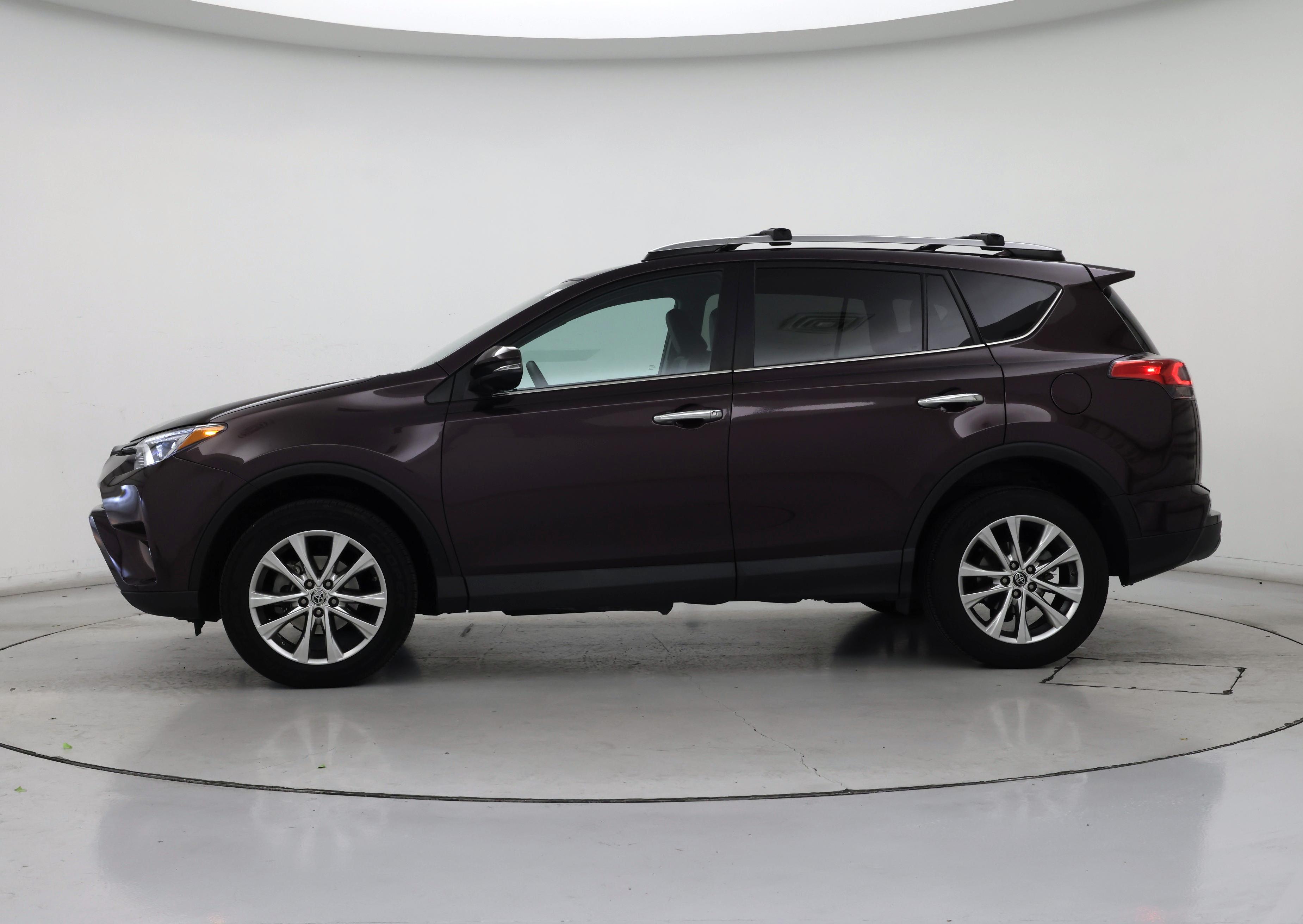 Thumbnail: 2017 Toyota RAV4 - 3