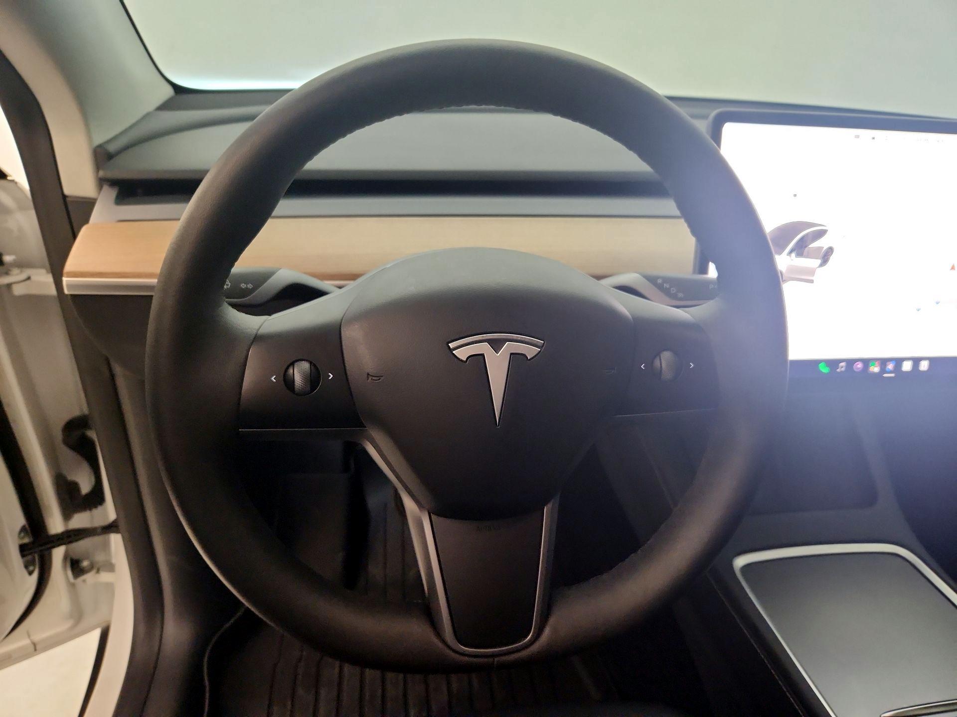 Thumbnail: 2022 Tesla Model Y - 10