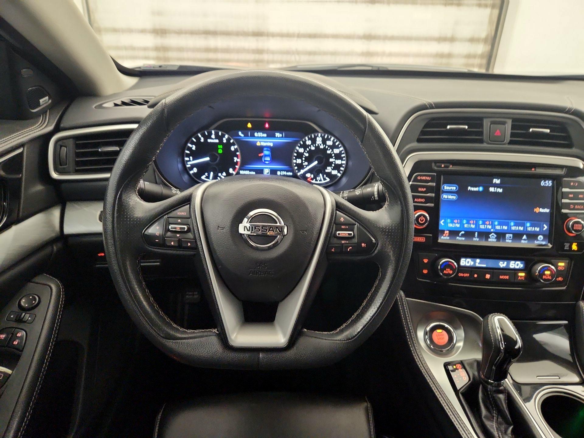 Thumbnail: 2017 Nissan Maxima - 10