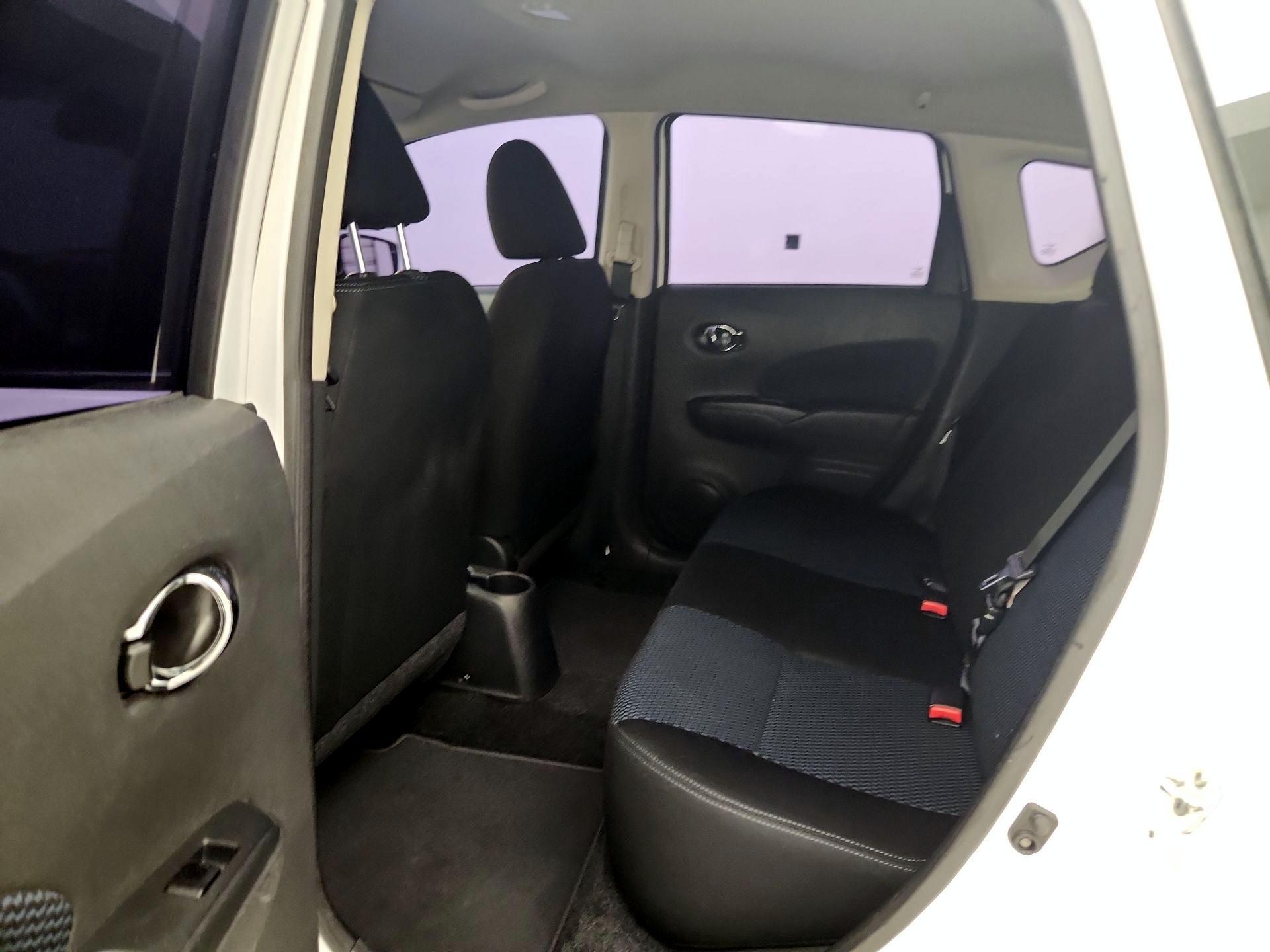 Thumbnail: 2017 Nissan Versa Note - 19