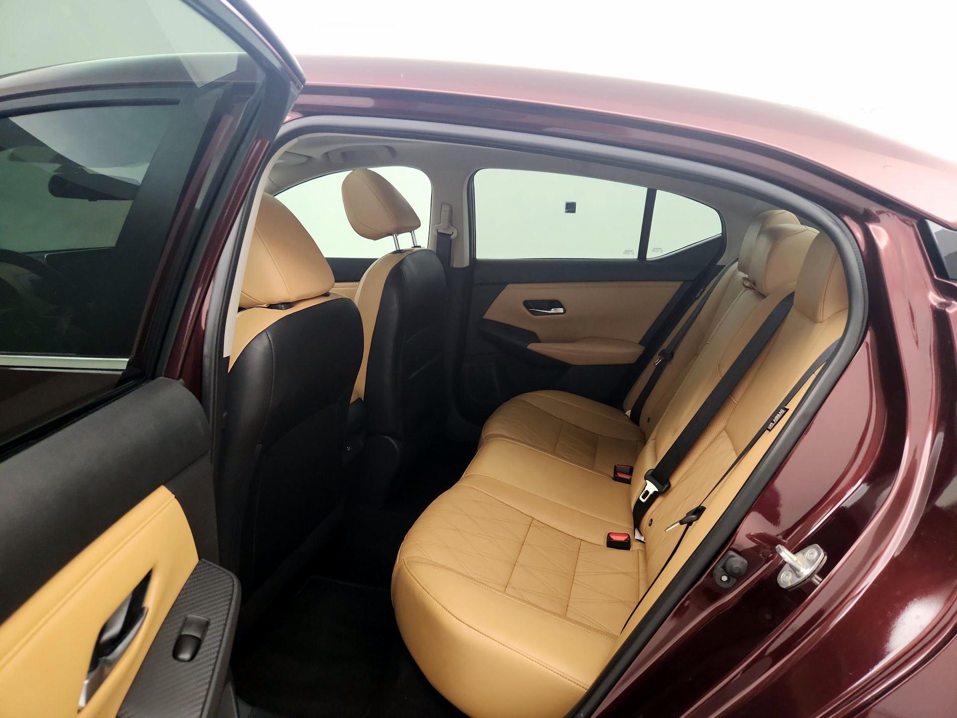 Thumbnail: 2021 Nissan Sentra - 20