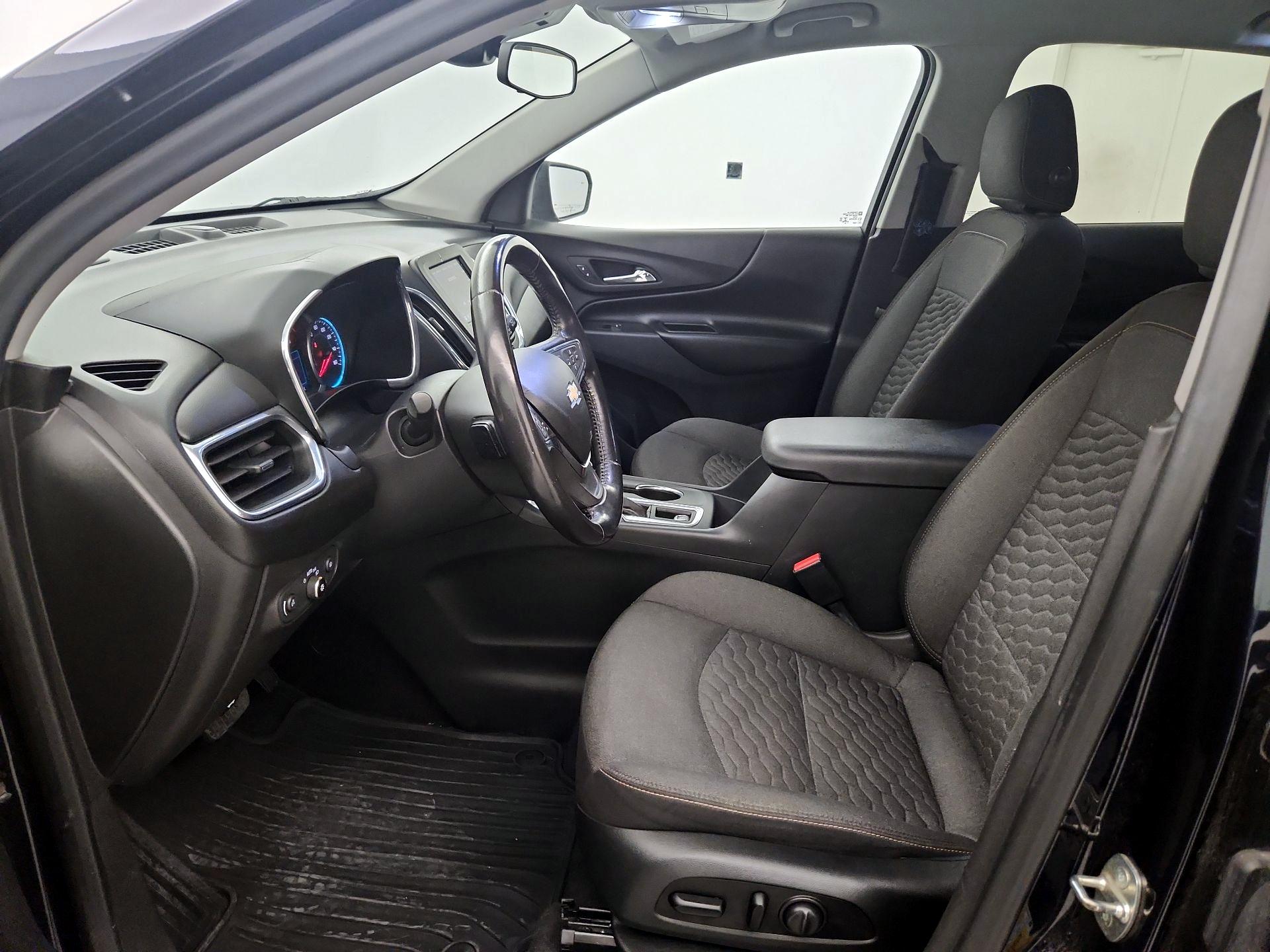 Thumbnail: 2020 Chevrolet Equinox - 11
