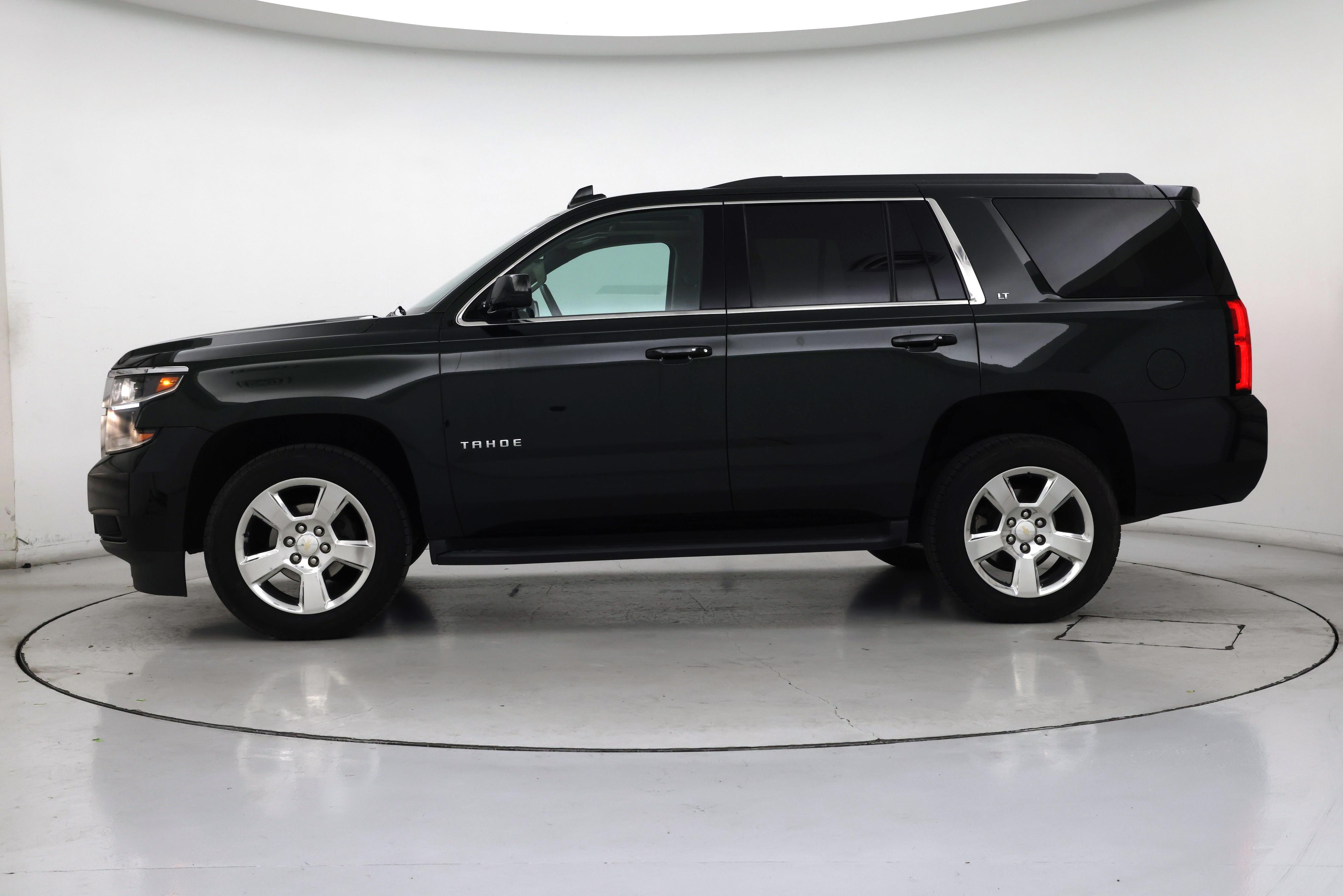 Thumbnail: 2016 Chevrolet Tahoe - 3