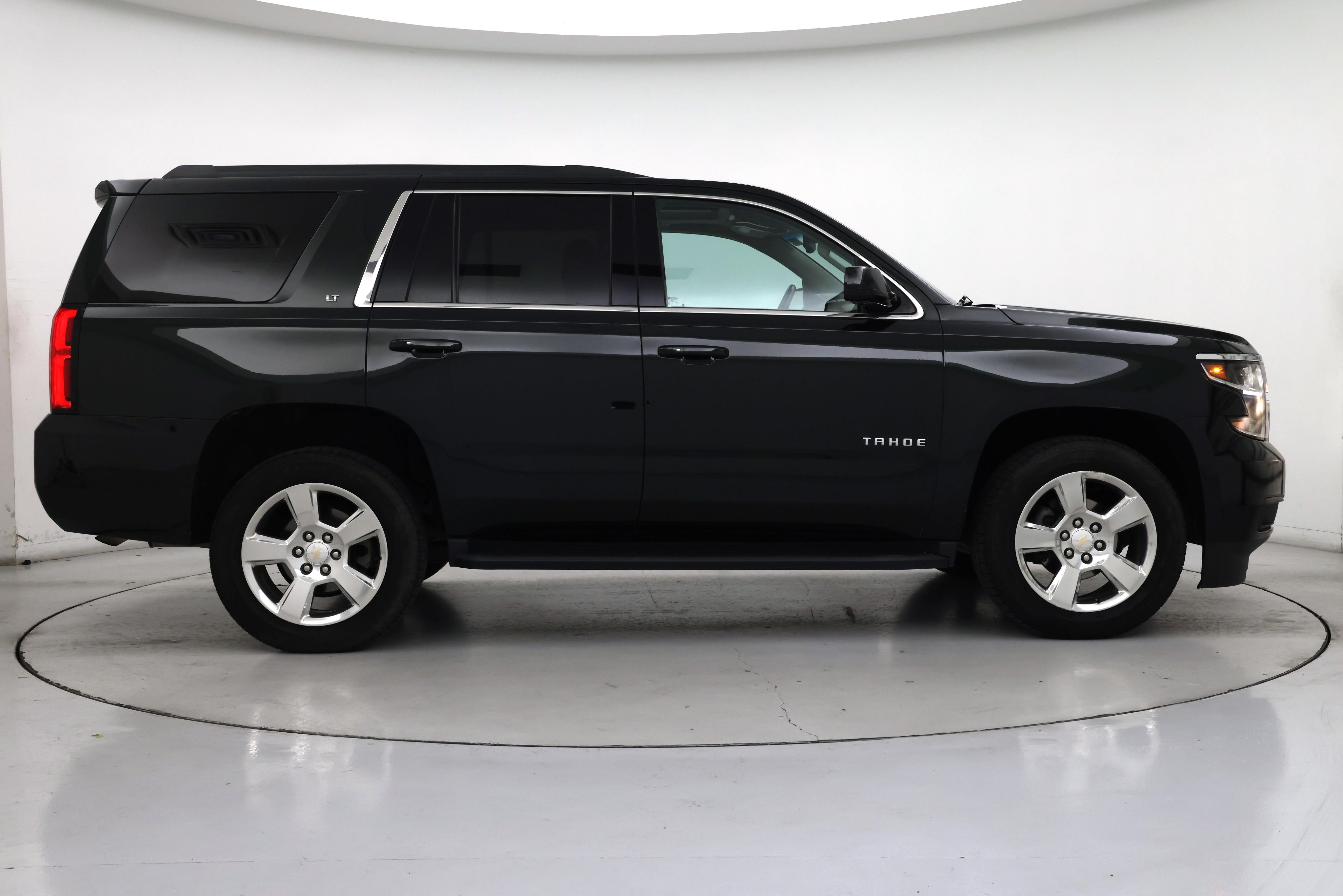 Thumbnail: 2016 Chevrolet Tahoe - 7