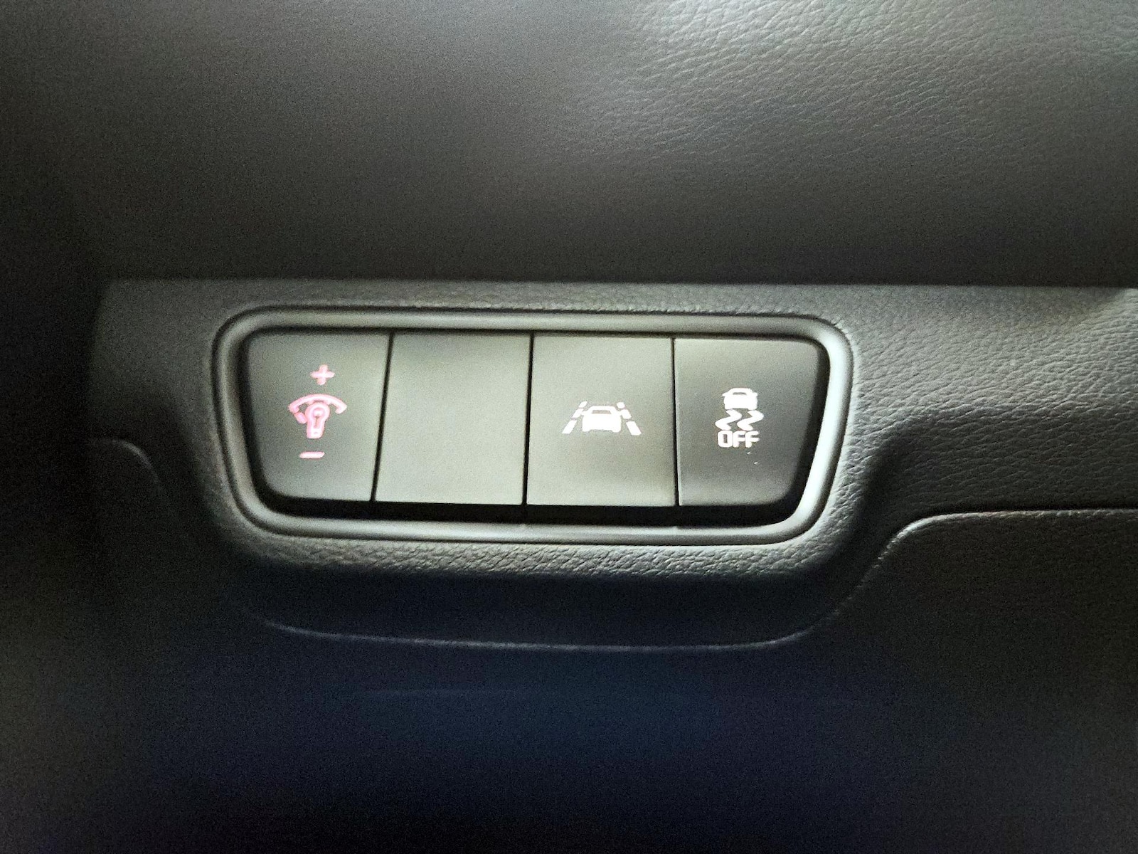 2021 Kia Forte LXS - Photo 14