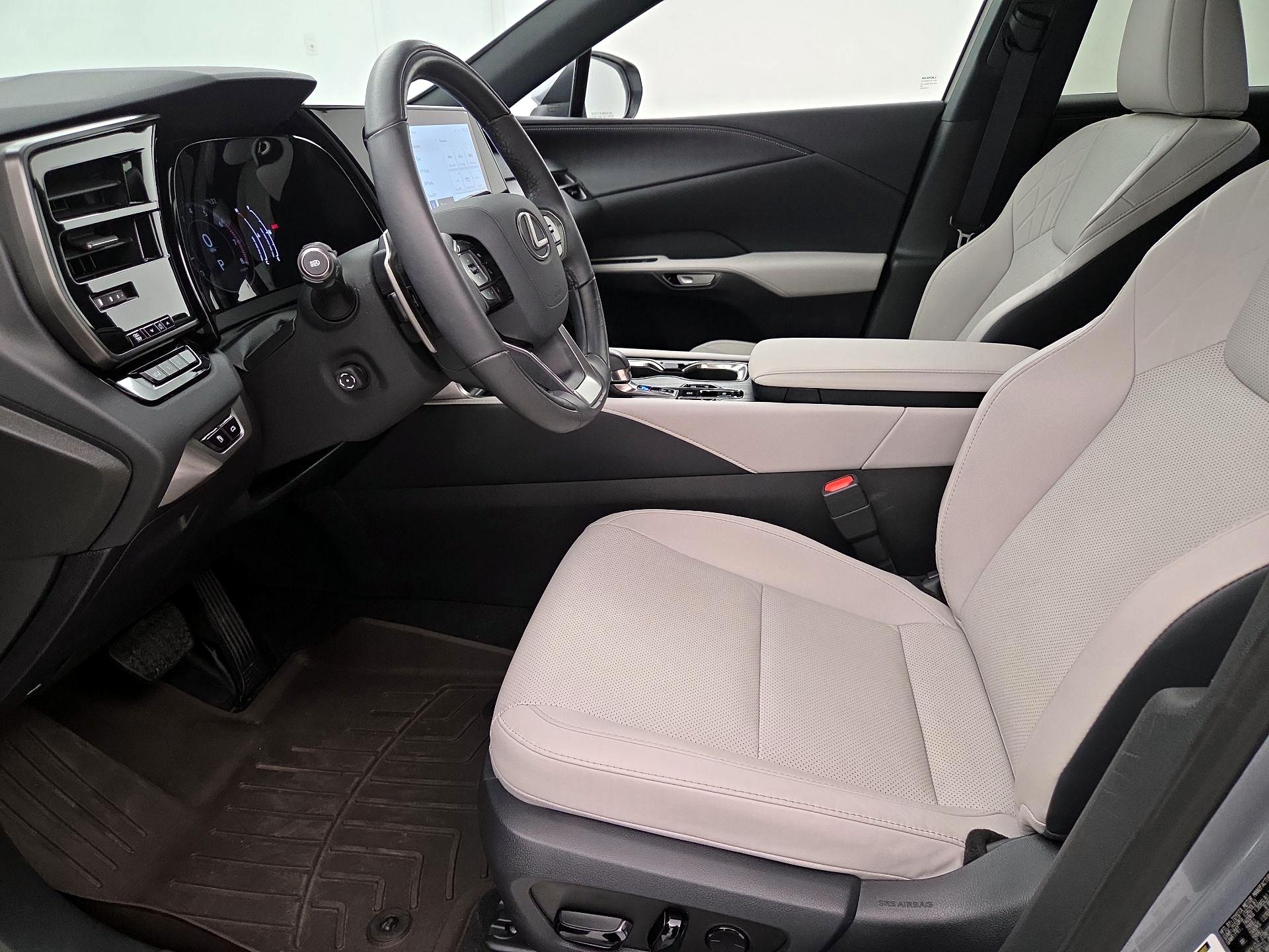 Thumbnail: 2024 Lexus RX - 11