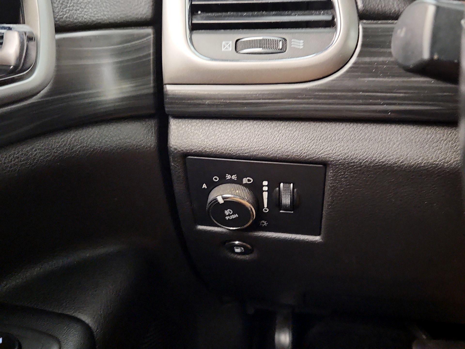 Thumbnail: 2019 Jeep Grand Cherokee - 13