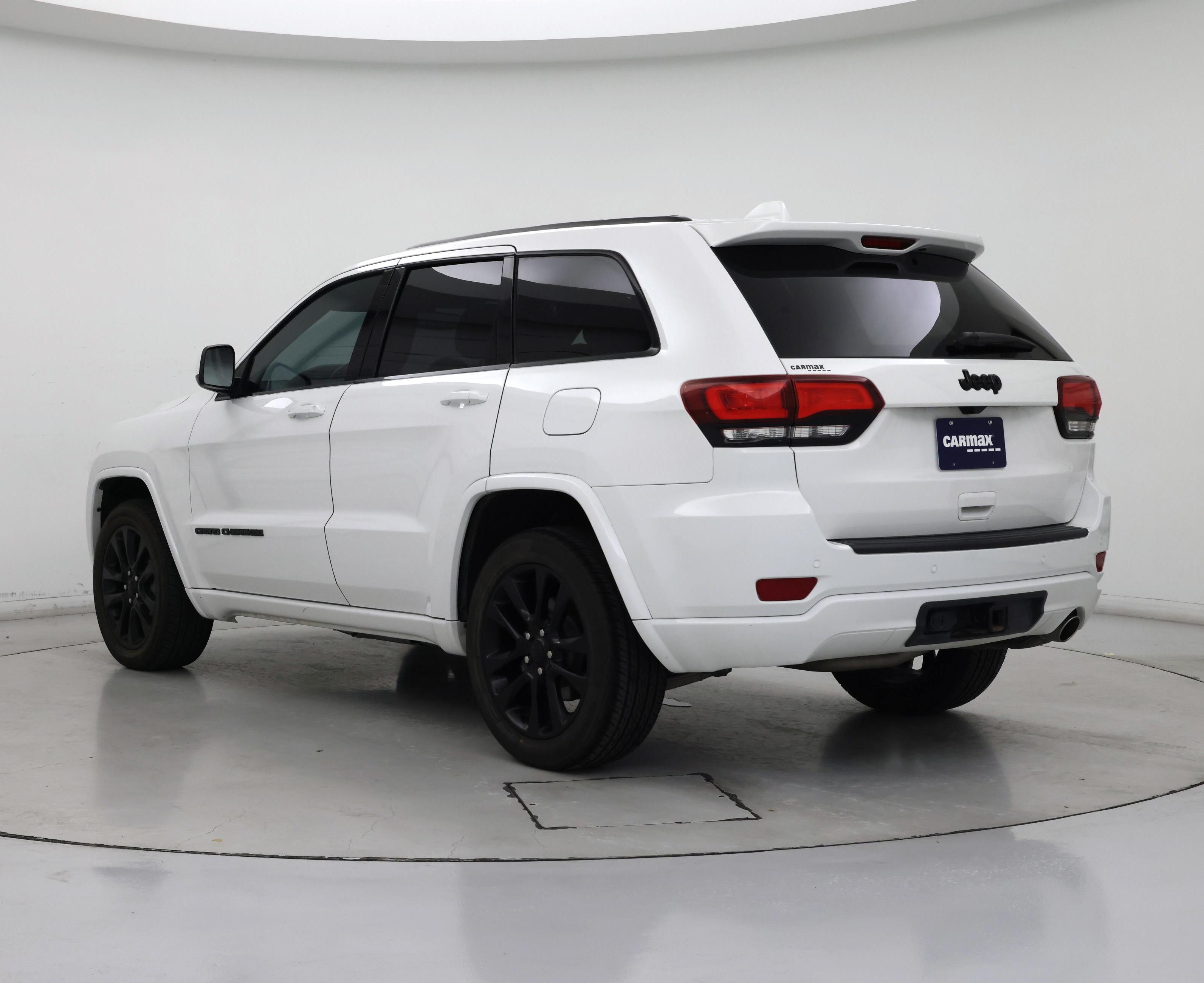 Thumbnail: 2019 Jeep Grand Cherokee - 2