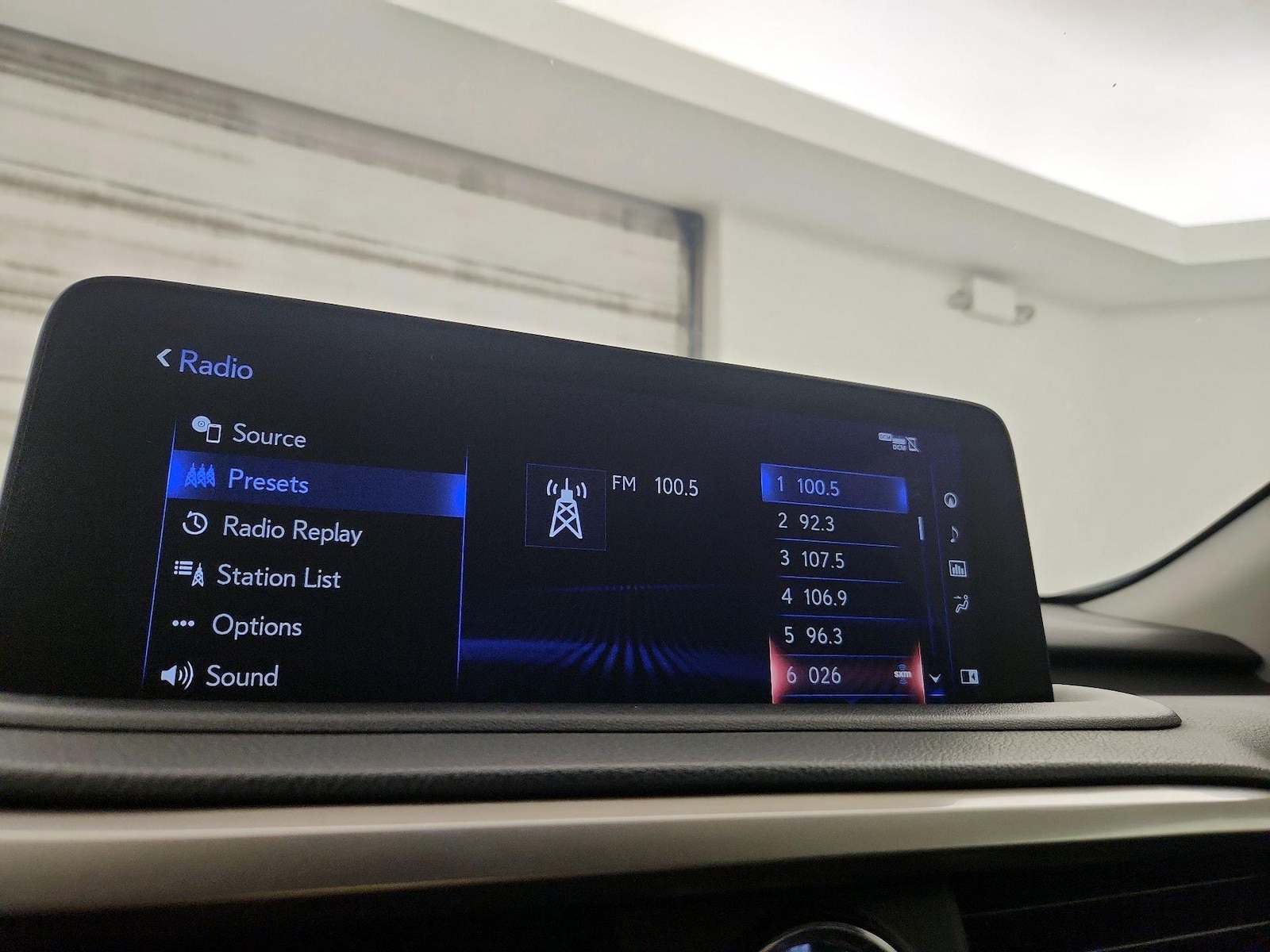 2021 Lexus RX 350 - Photo 17