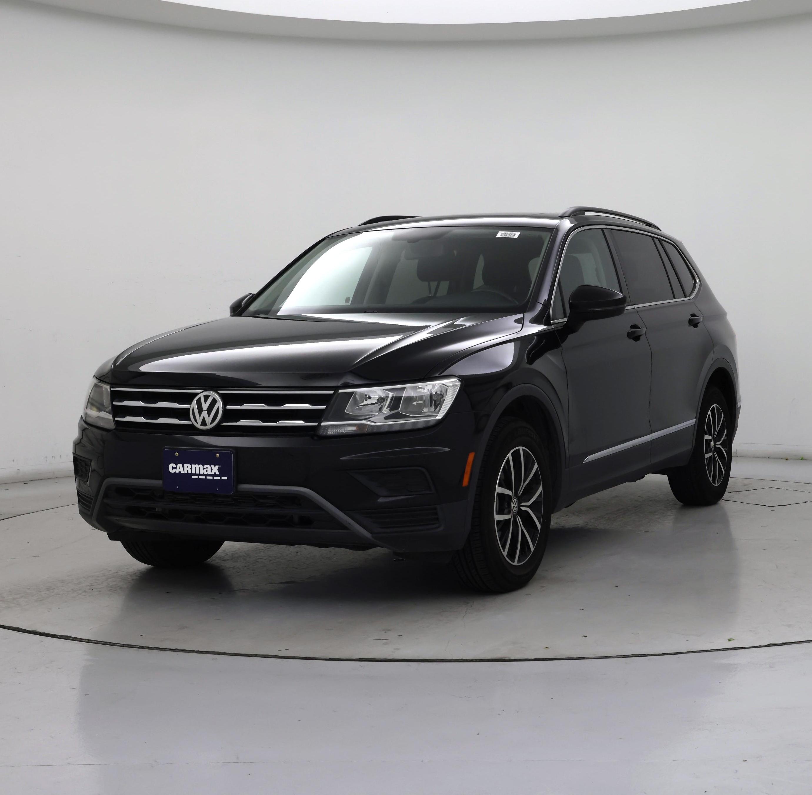 Thumbnail: 2021 Volkswagen Tiguan - 4