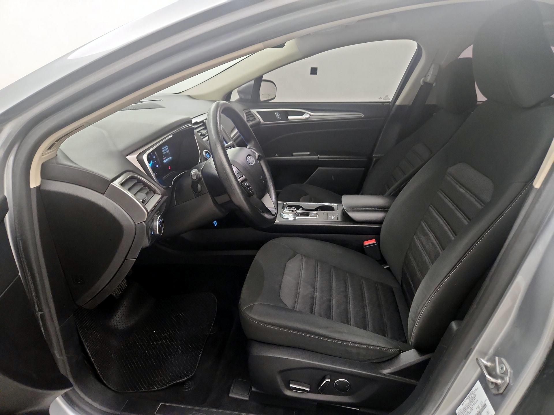 Thumbnail: 2020 Ford Fusion - 11
