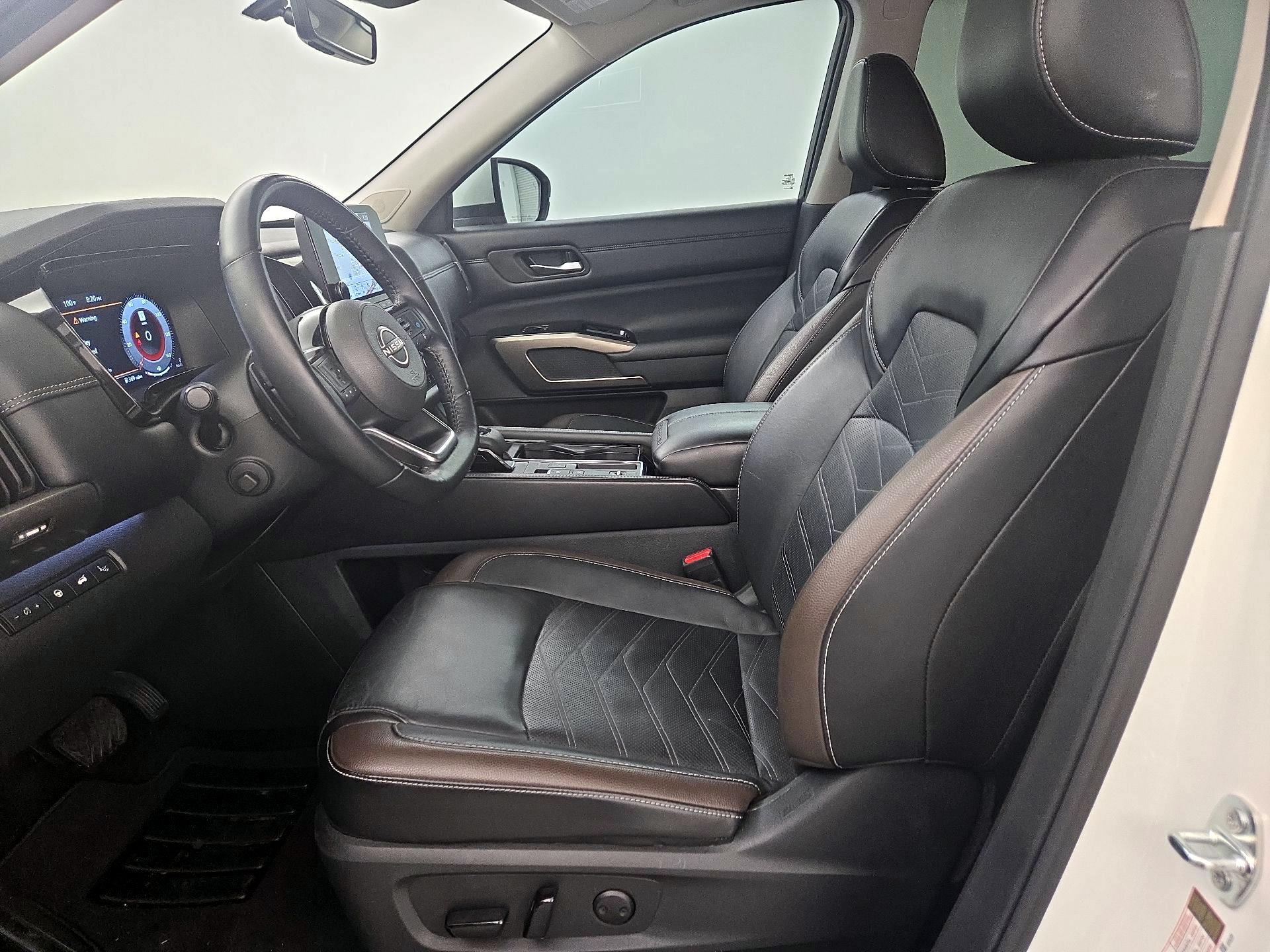 Thumbnail: 2024 Nissan Pathfinder - 11
