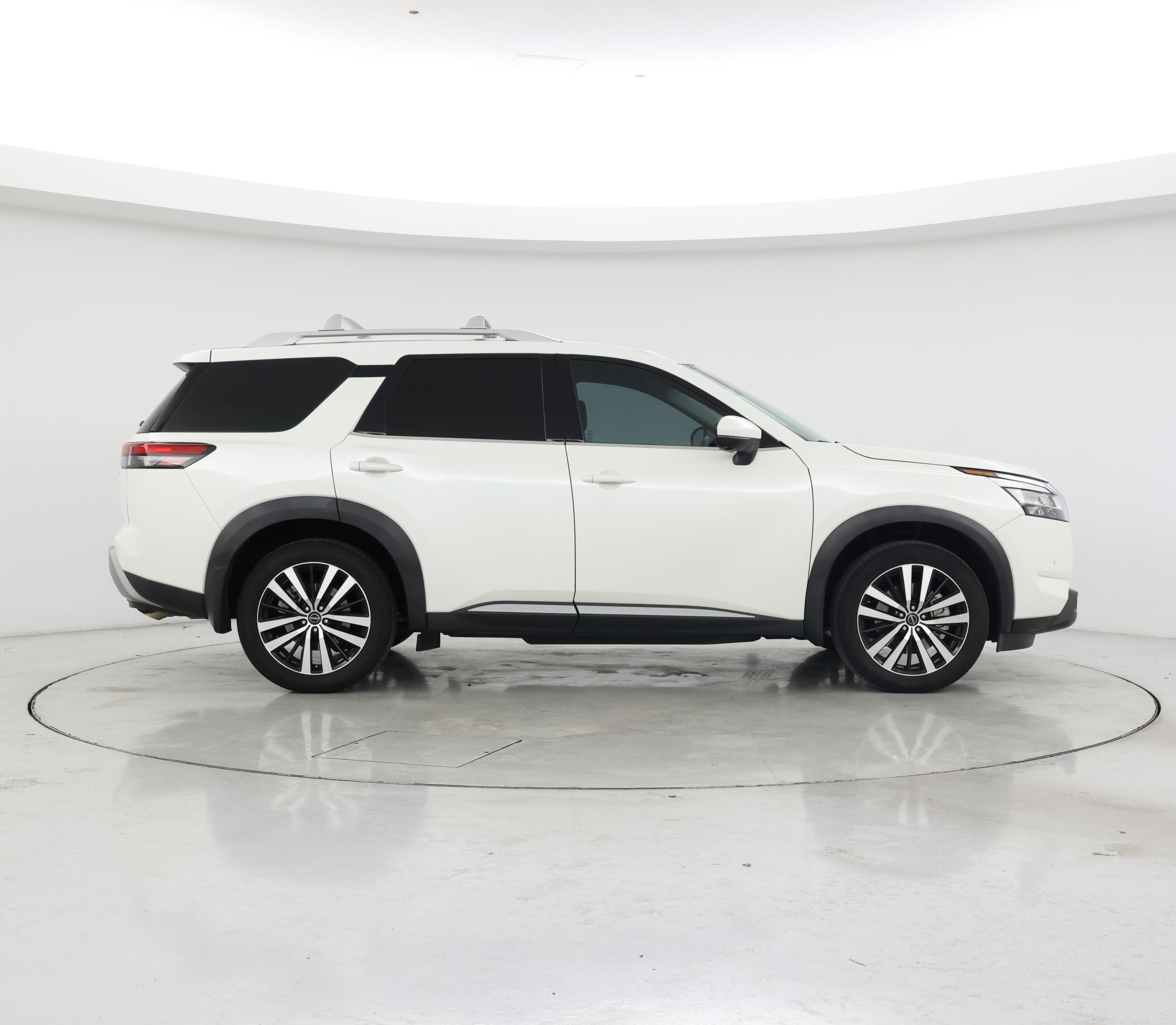 Thumbnail: 2024 Nissan Pathfinder - 7