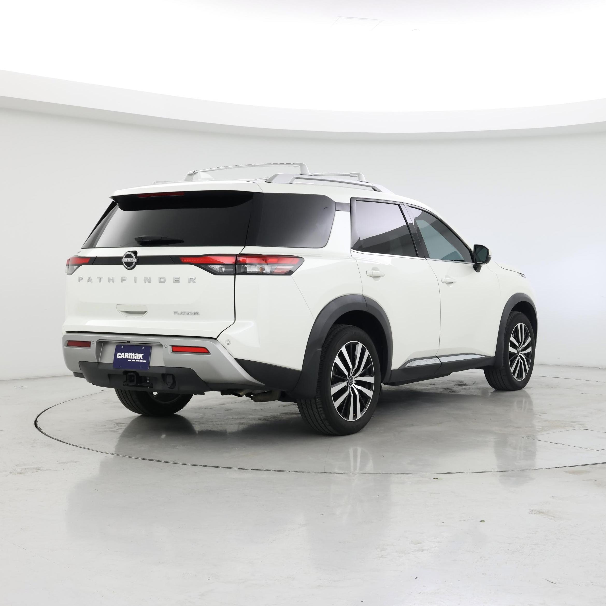 Thumbnail: 2024 Nissan Pathfinder - 8
