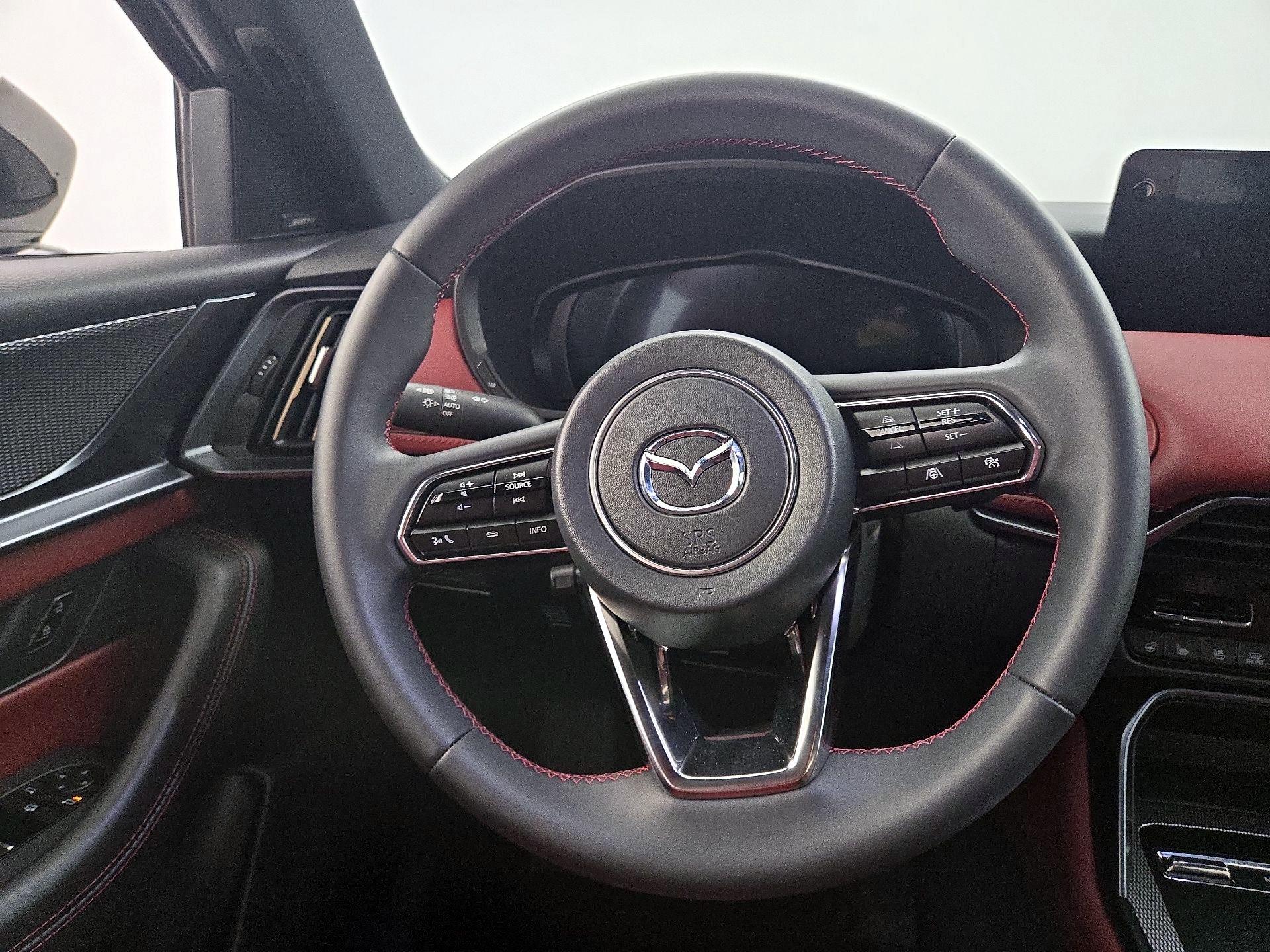 Thumbnail: 2025 Mazda CX-70 - 10