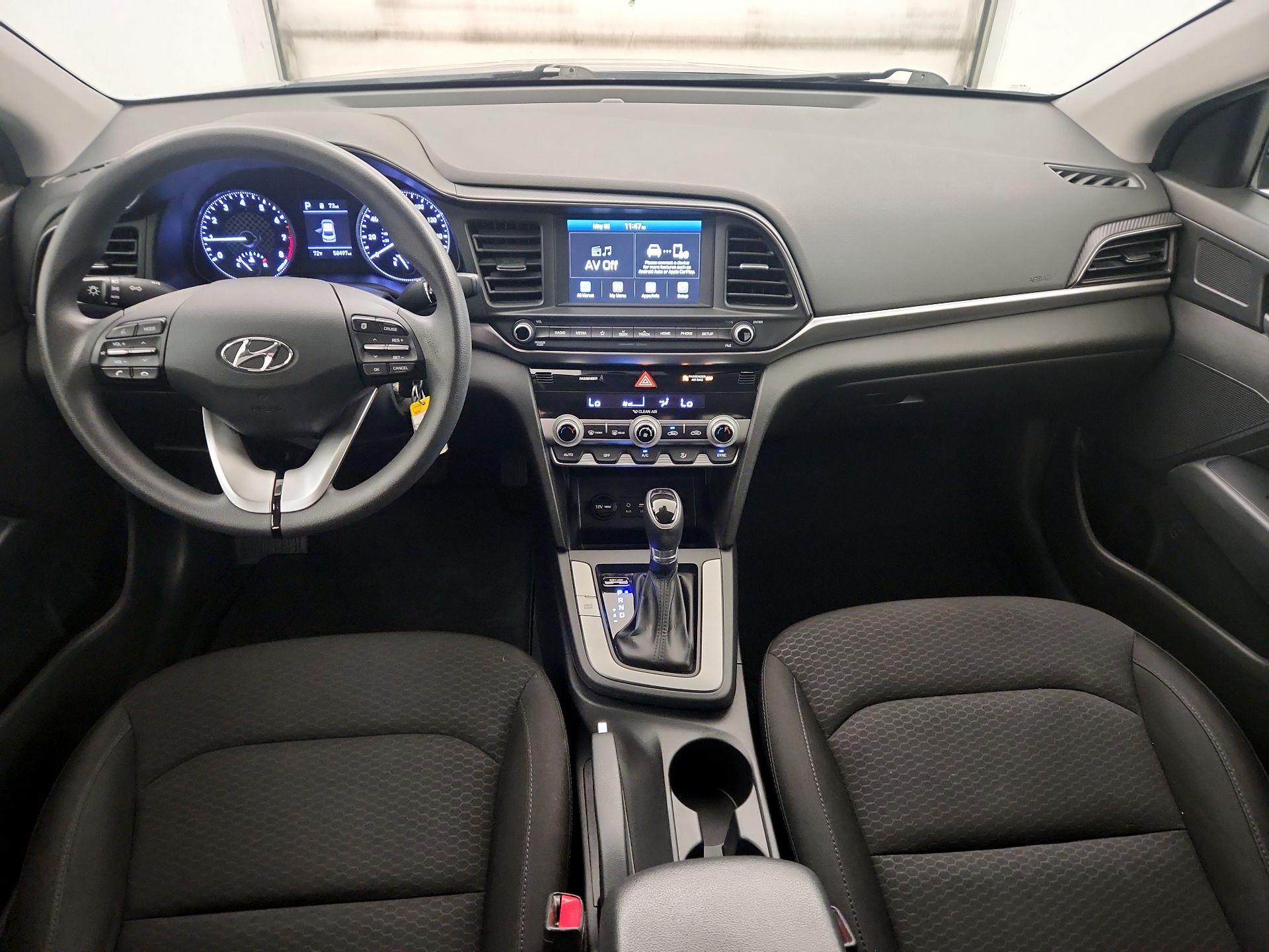 Thumbnail: 2020 Hyundai Elantra - 9