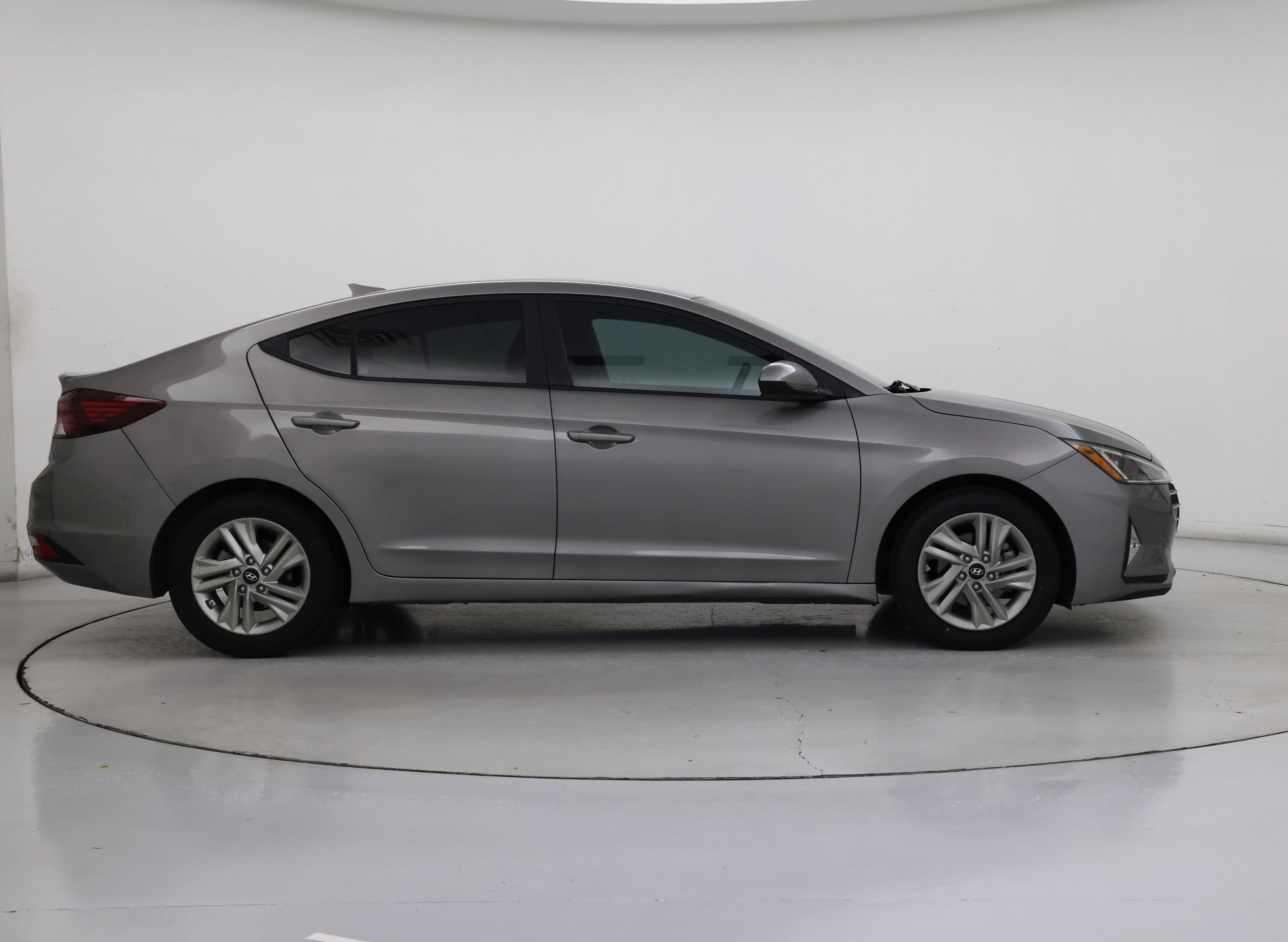 Thumbnail: 2020 Hyundai Elantra - 7