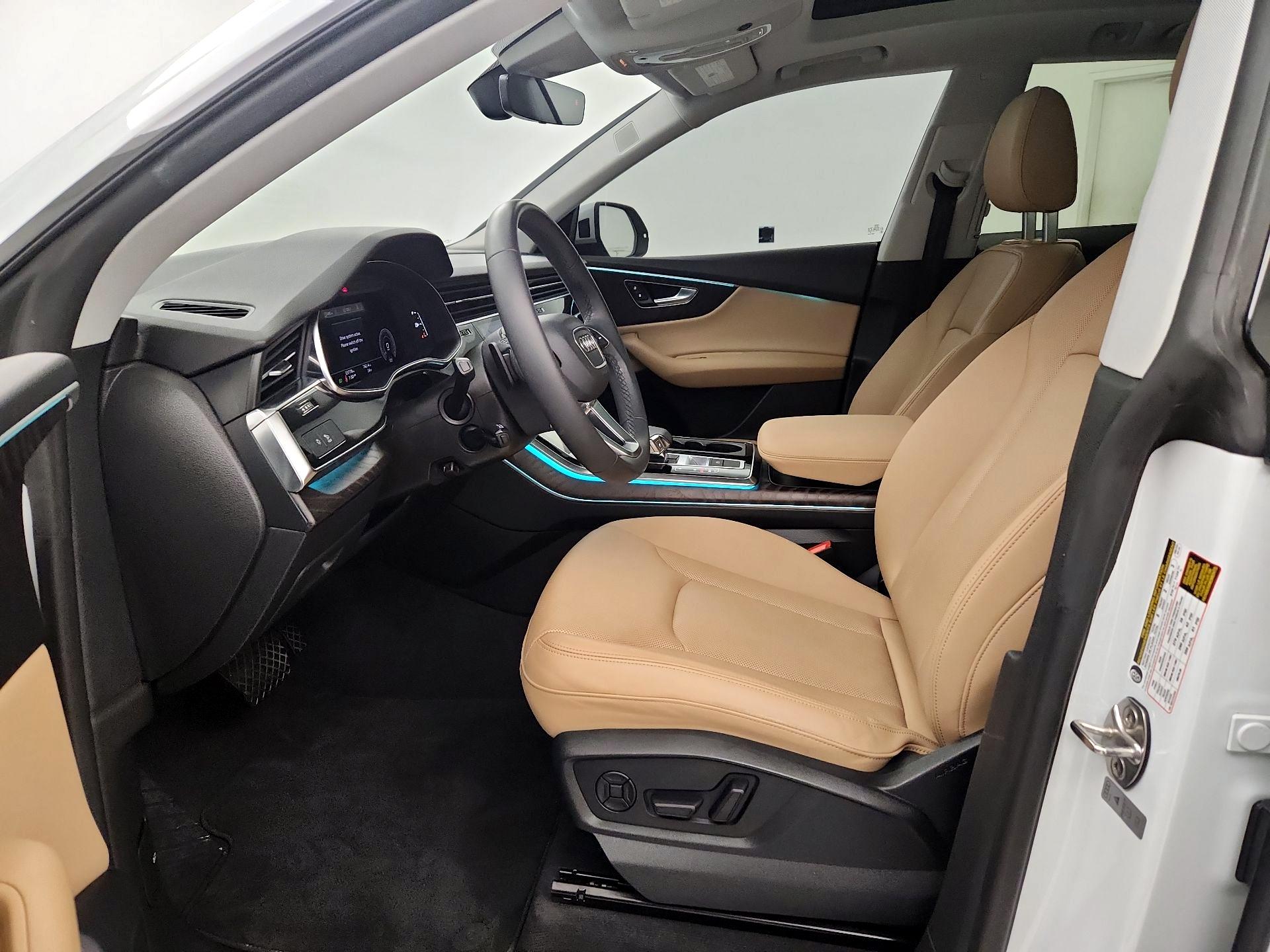 Thumbnail: 2021 Audi Q8 - 11