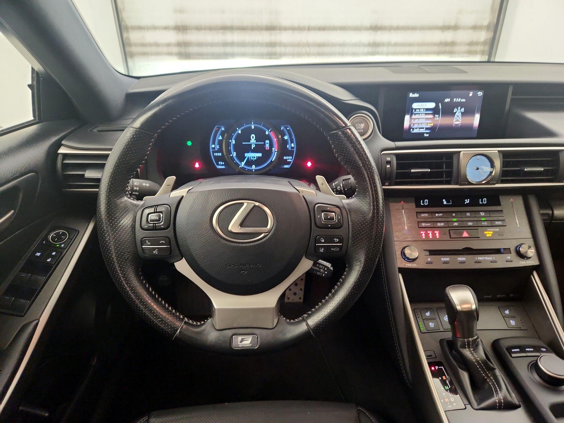 Thumbnail: 2020 Lexus IS - 10
