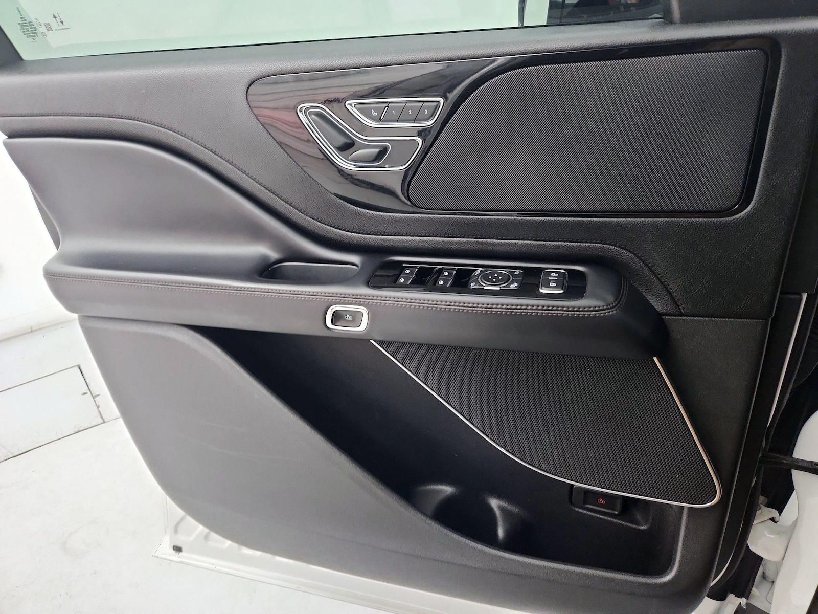 2022 Lincoln Aviator Base - Photo 13