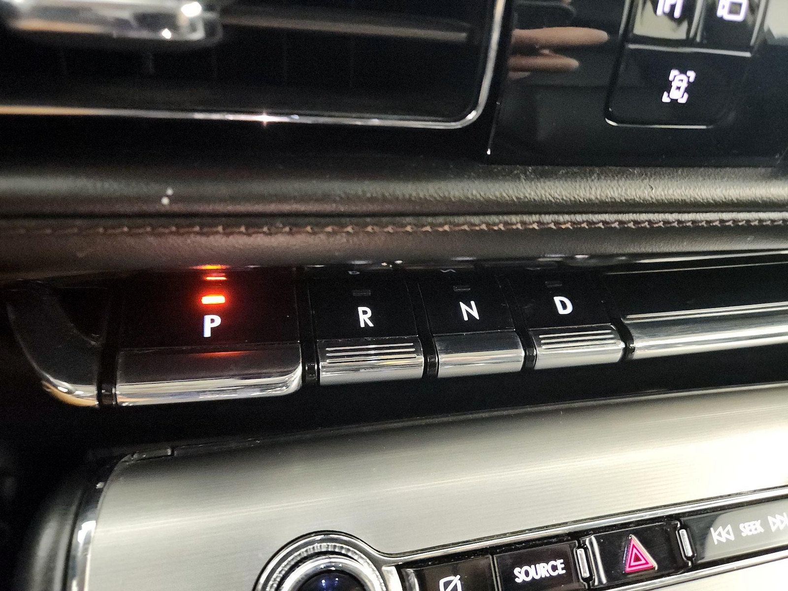 2022 Lincoln Aviator Base - Photo 18