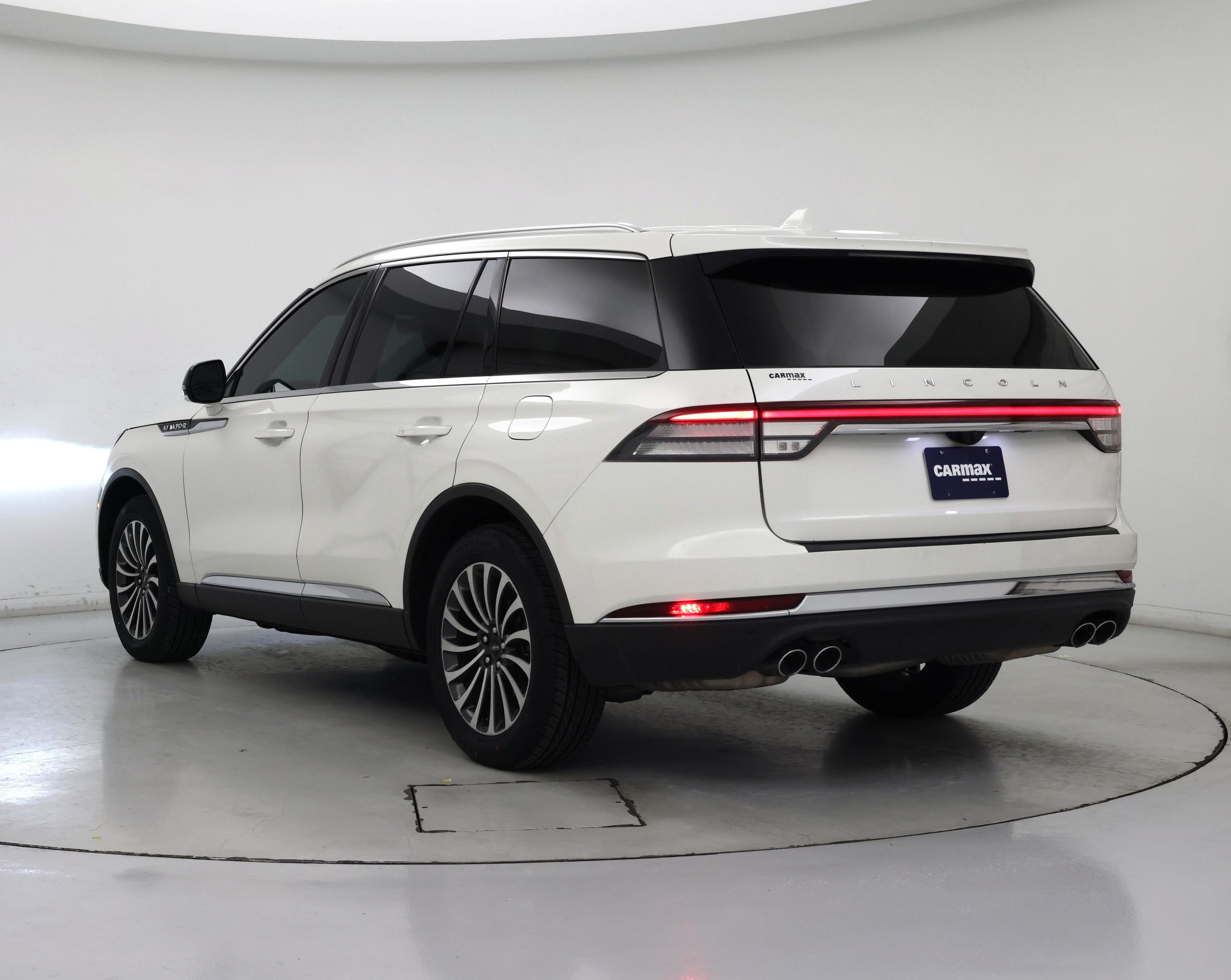 Thumbnail: 2022 Lincoln Aviator - 2