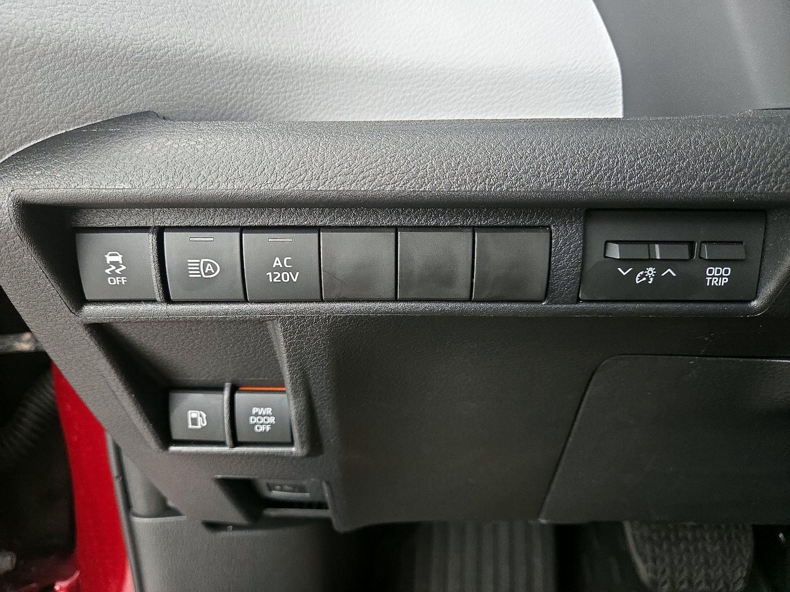 2026 Toyota Sienna XLE - Photo 14