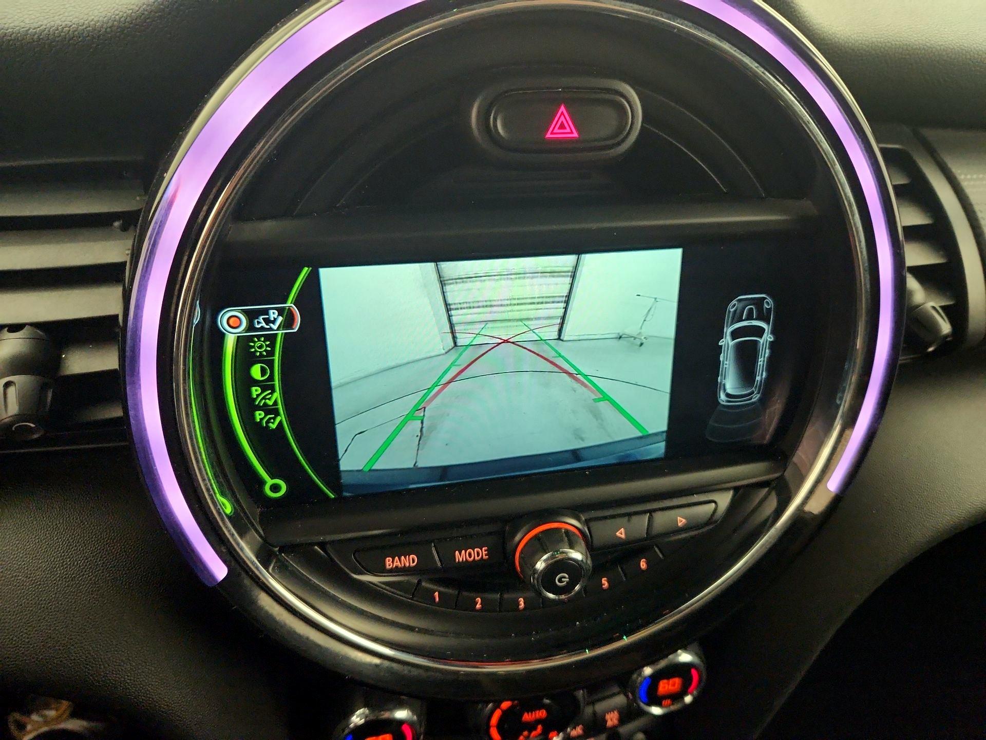 Thumbnail: 2017 MINI Cooper Hardtop - 14