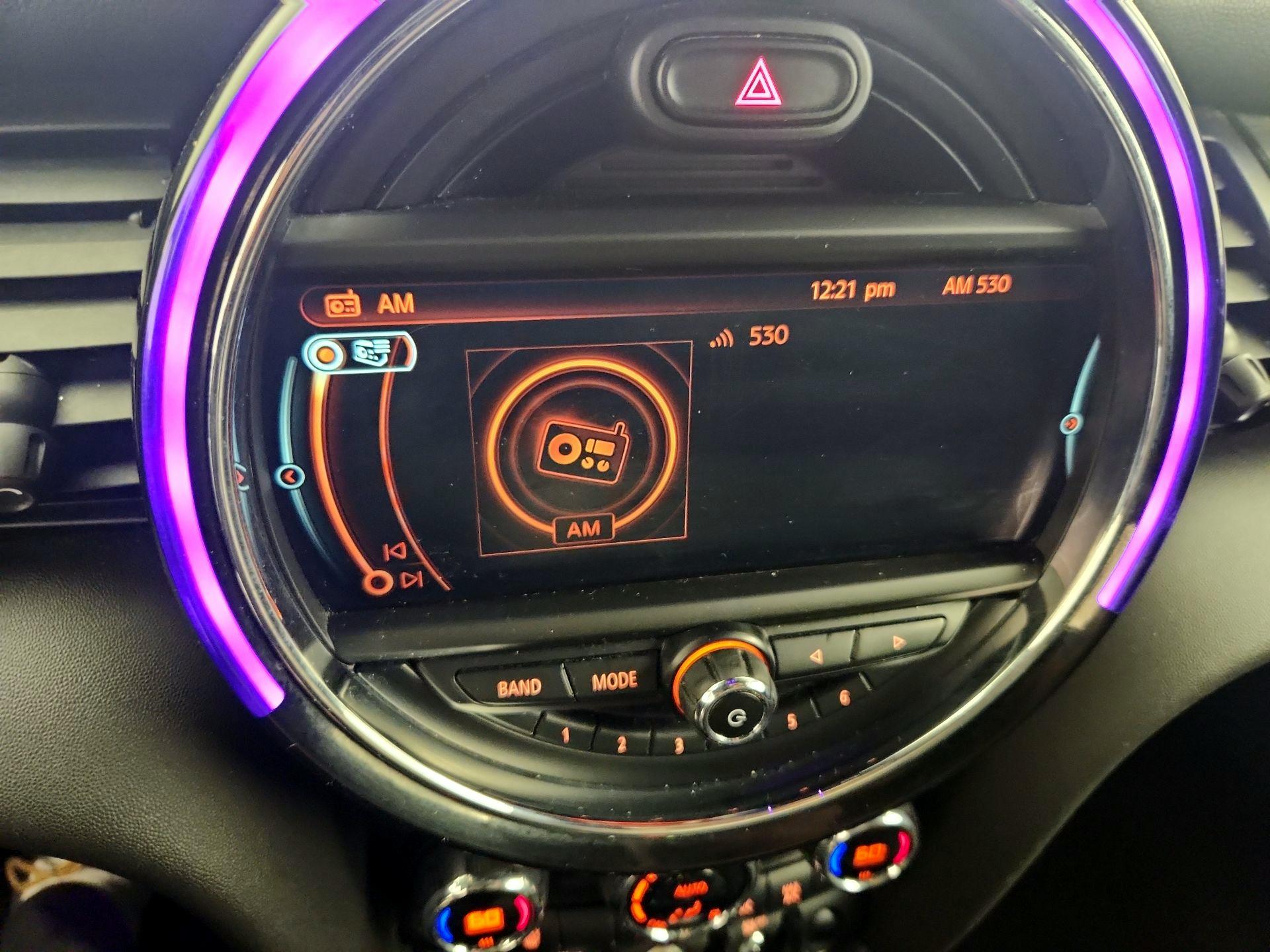 Thumbnail: 2017 MINI Cooper Hardtop - 15