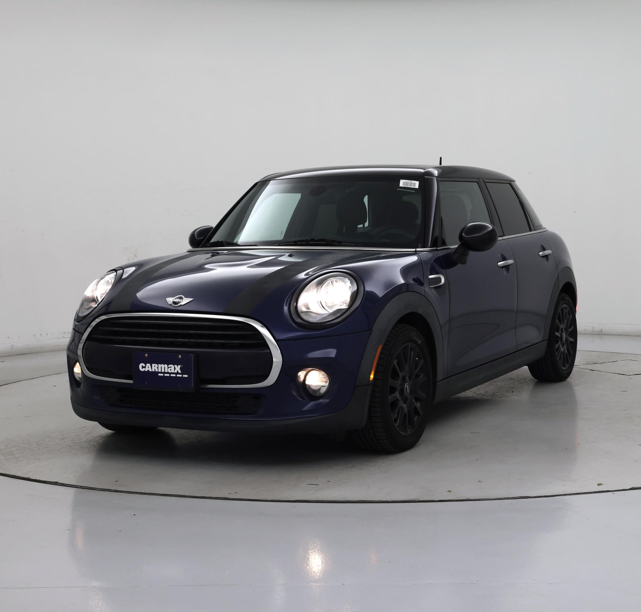 Thumbnail: 2017 MINI Cooper Hardtop - 4