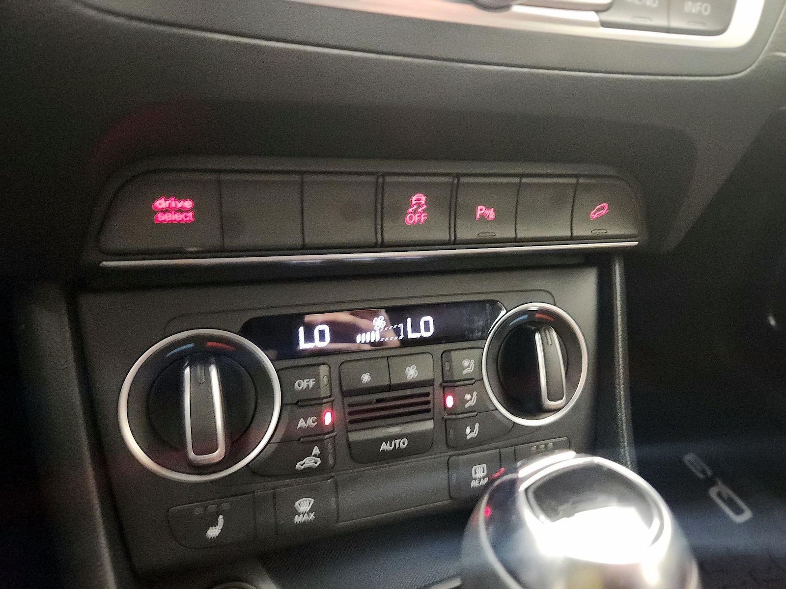 2018 Audi Q3 Premium Plus - Photo 17