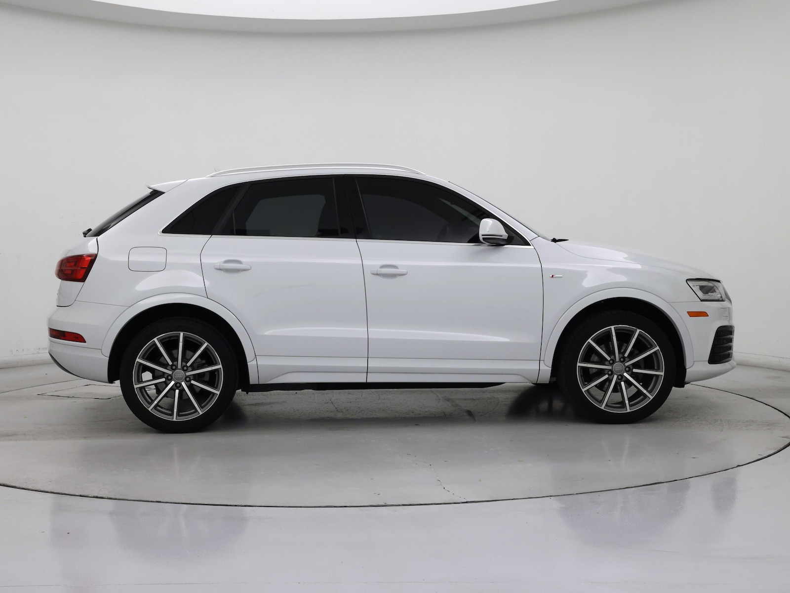 2018 Audi Q3 Premium Plus - Photo 8